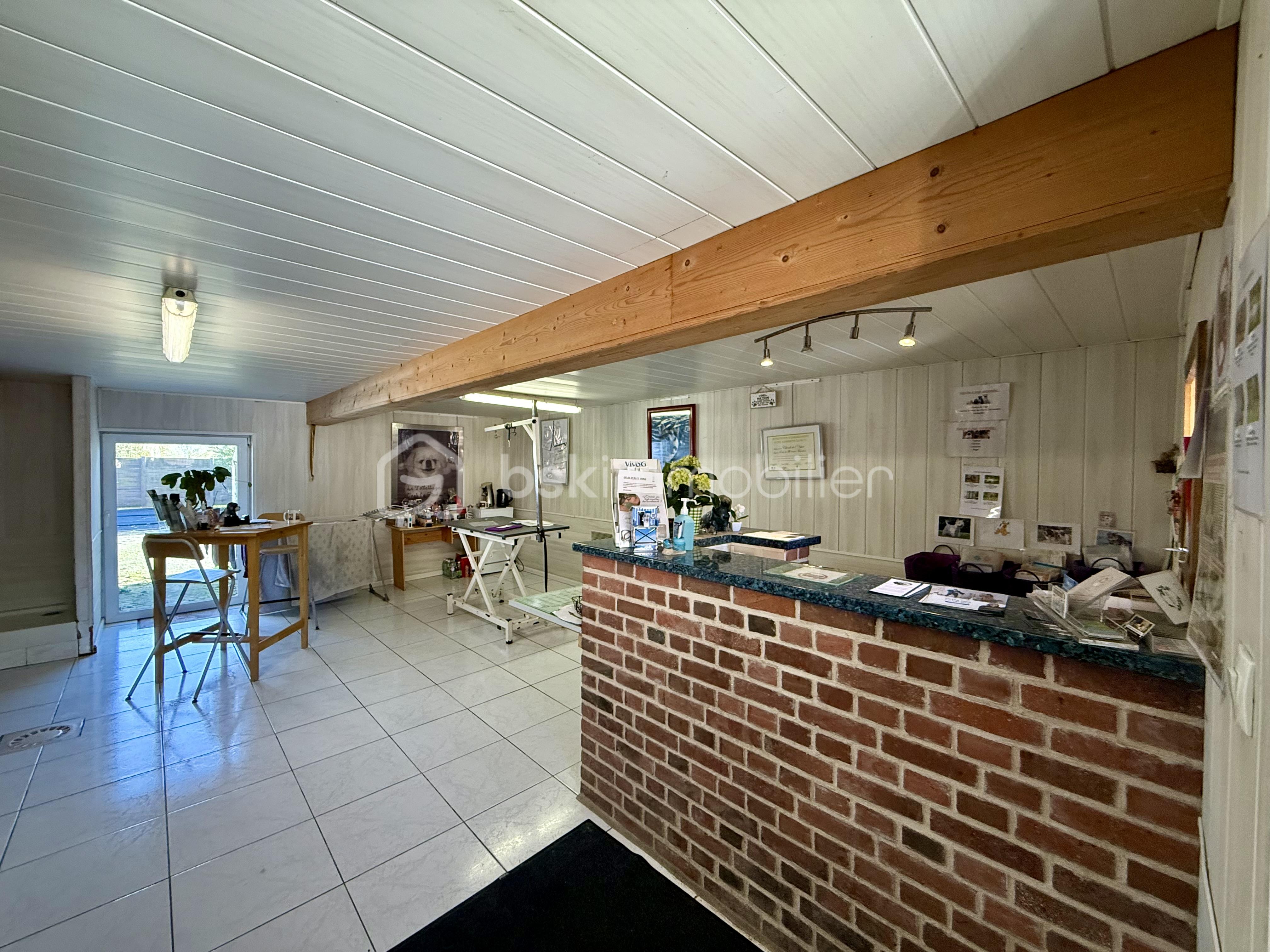 Local d activites de 230 m² - image00014.jpeg