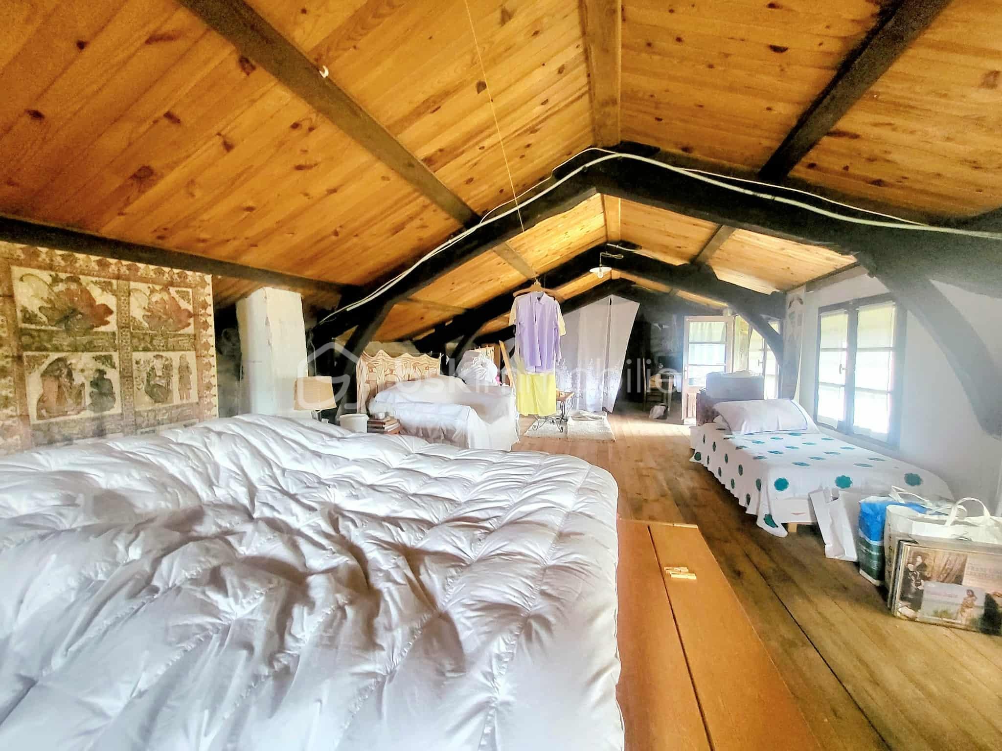Maison de 127 m² - 5d46975f-d8bf-4f99-a50f-2eedaca2c8cd.jfif