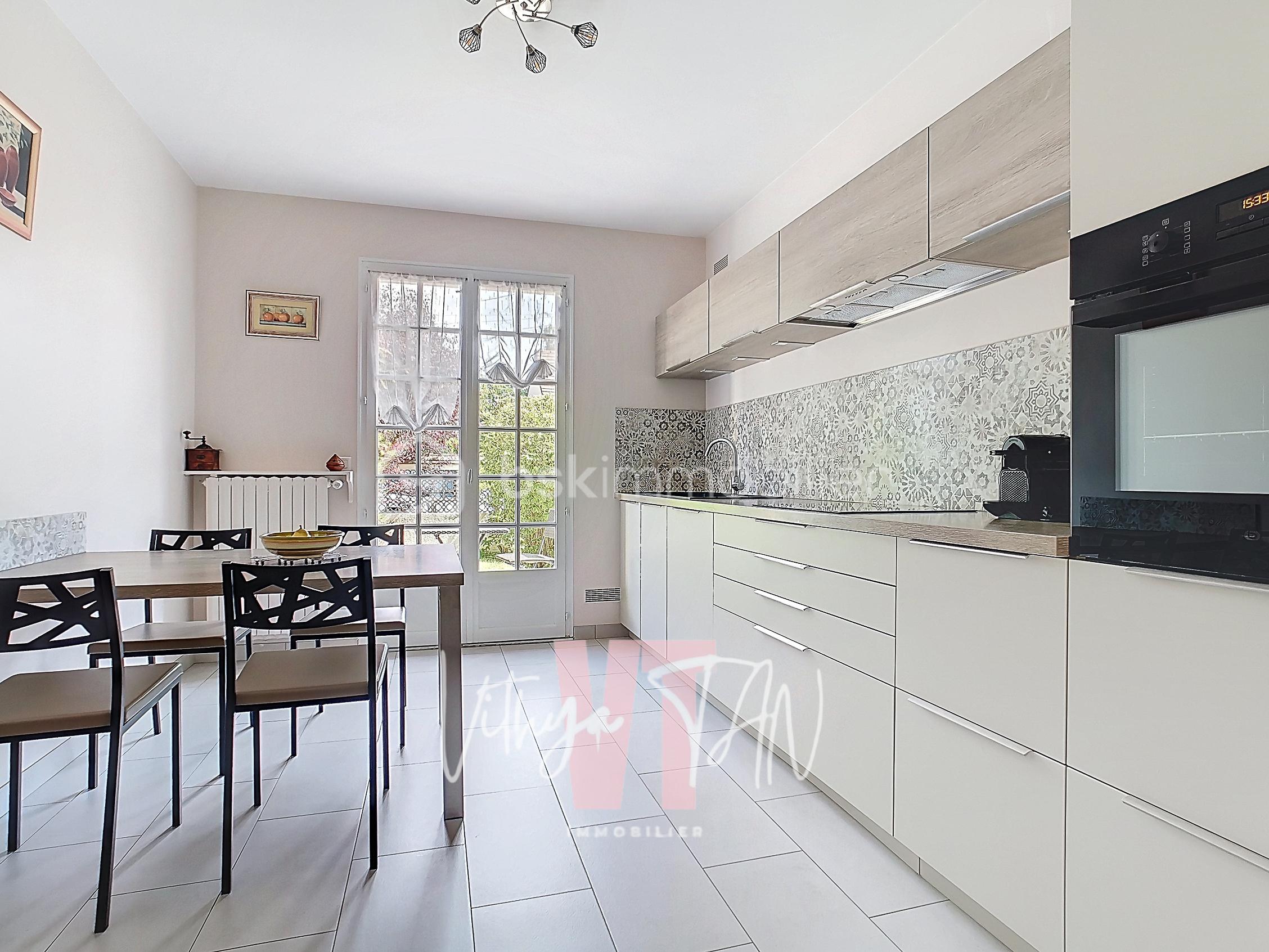 Maison de 159 m² - 8 CUISINE-2.jpg