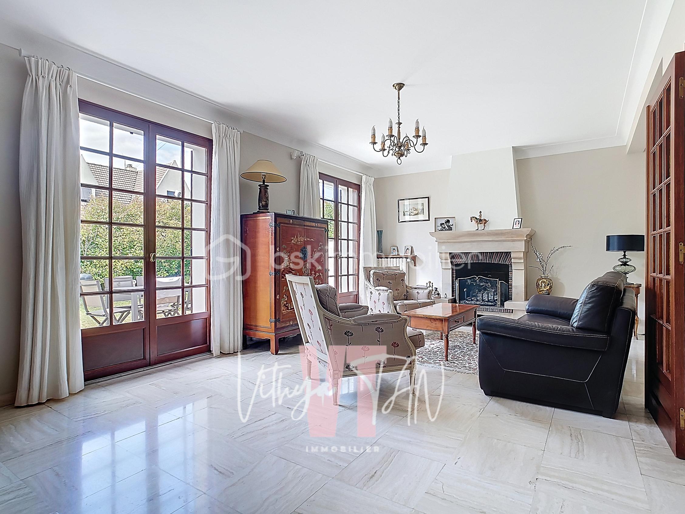 Maison de 159 m² - 5 SALON-6.jpg