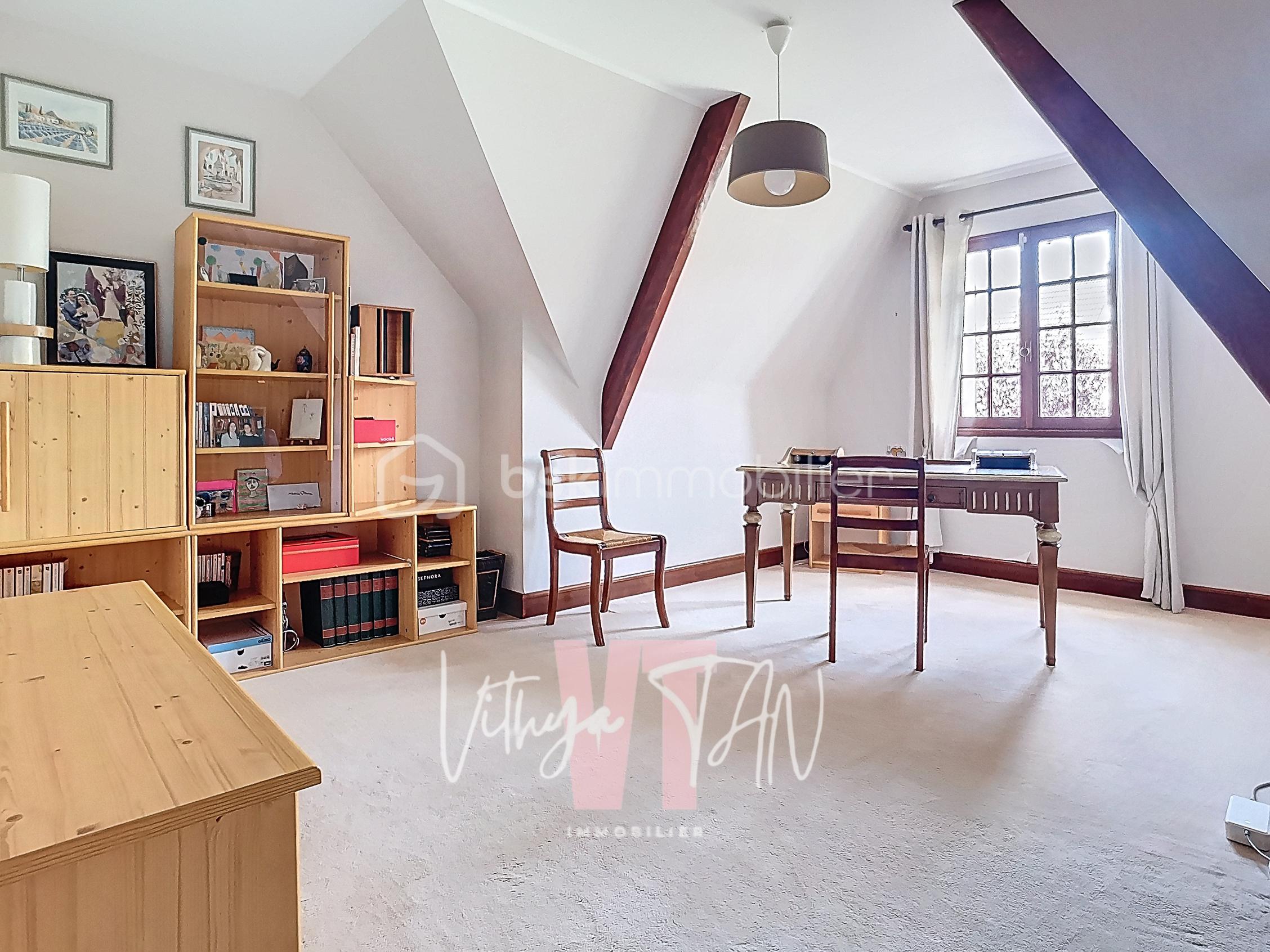 Maison de 159 m² - 12 CH 2.jpg