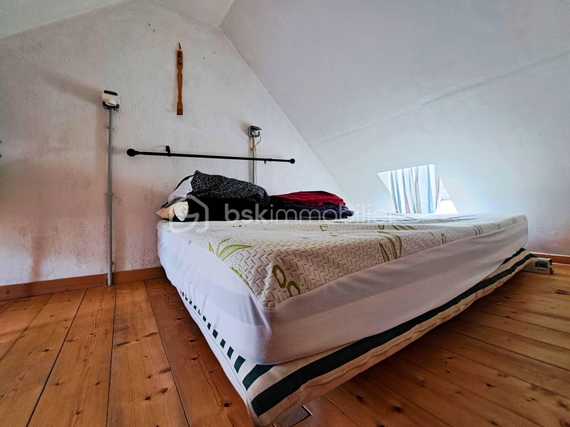 Maison de 77 m² - chambre d'appoint sur petite mezzanine.jpg