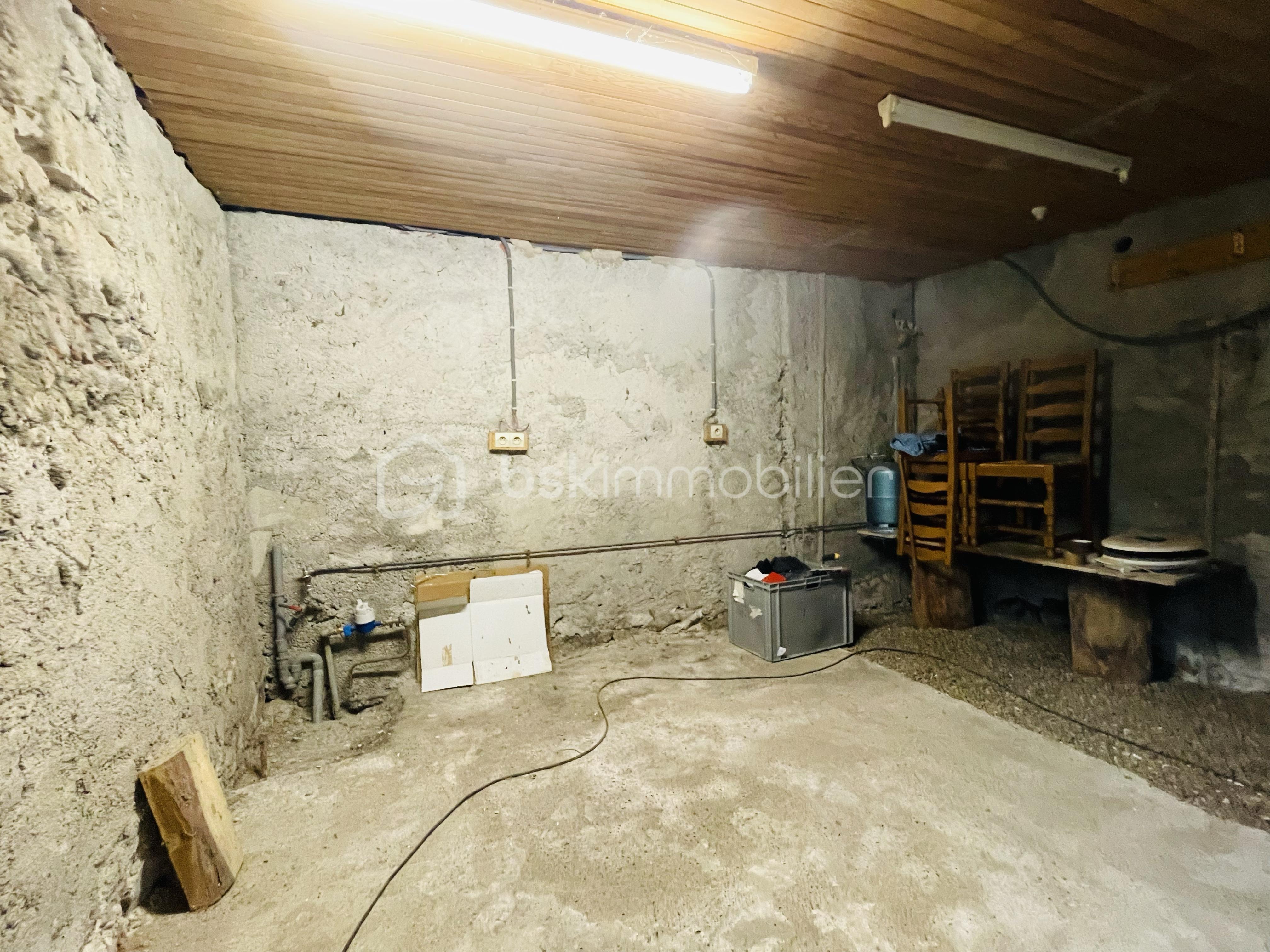 Maison ancienne de 90 m² - tempImagezkNjUY.png