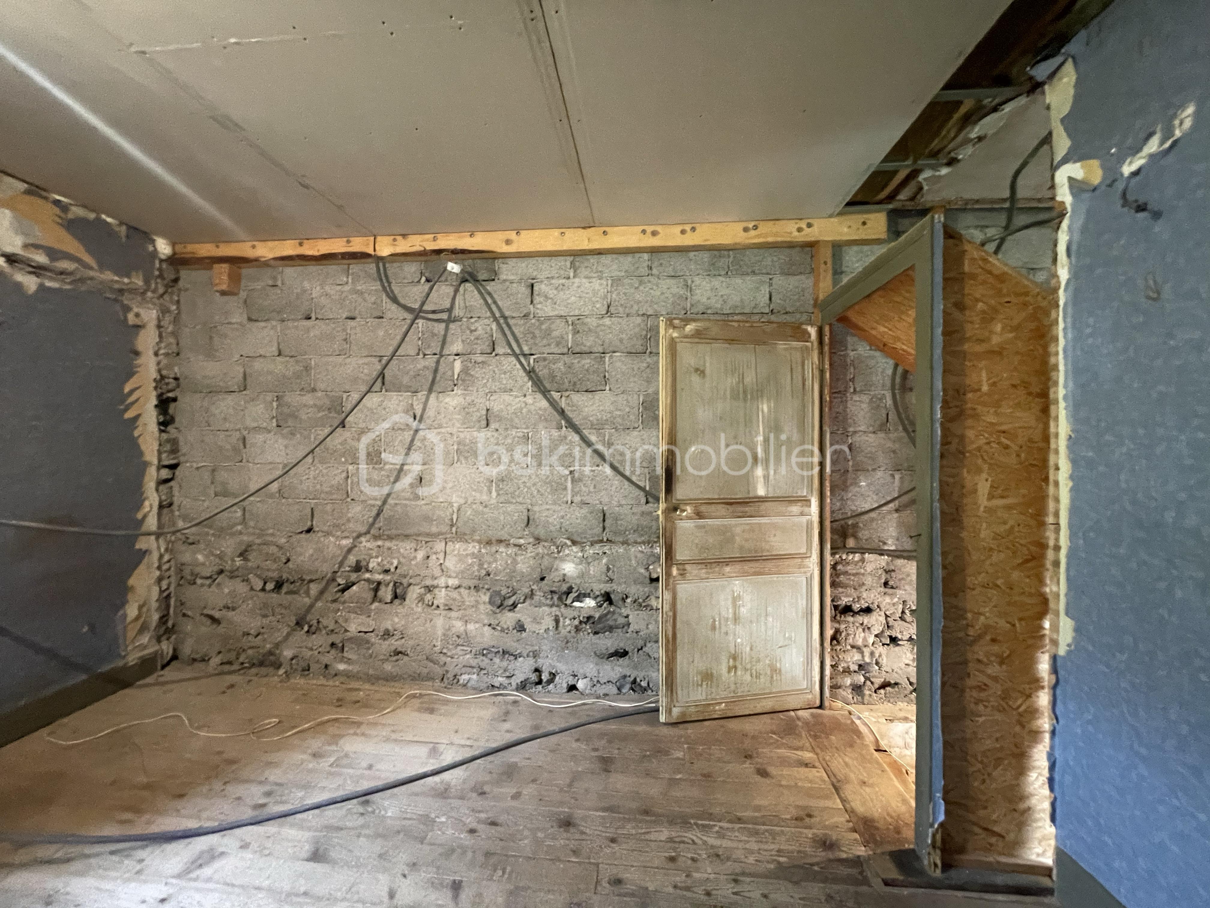 Maison ancienne de 90 m² - tempImageN40Gff.png