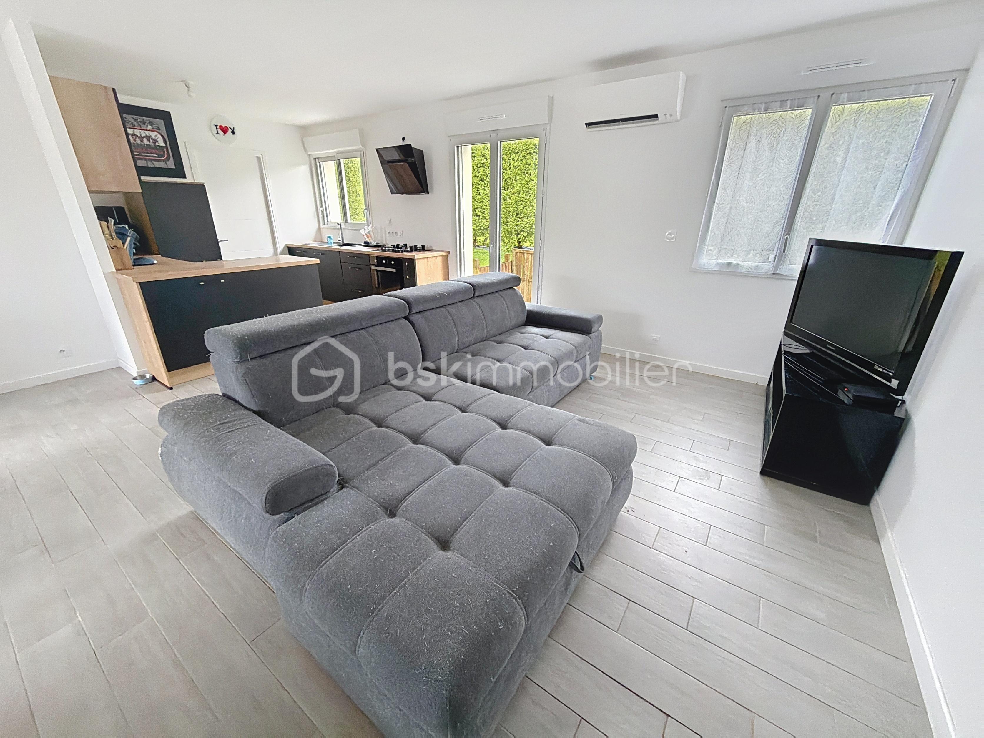 Maison de 90,10 m² - salon.jpg