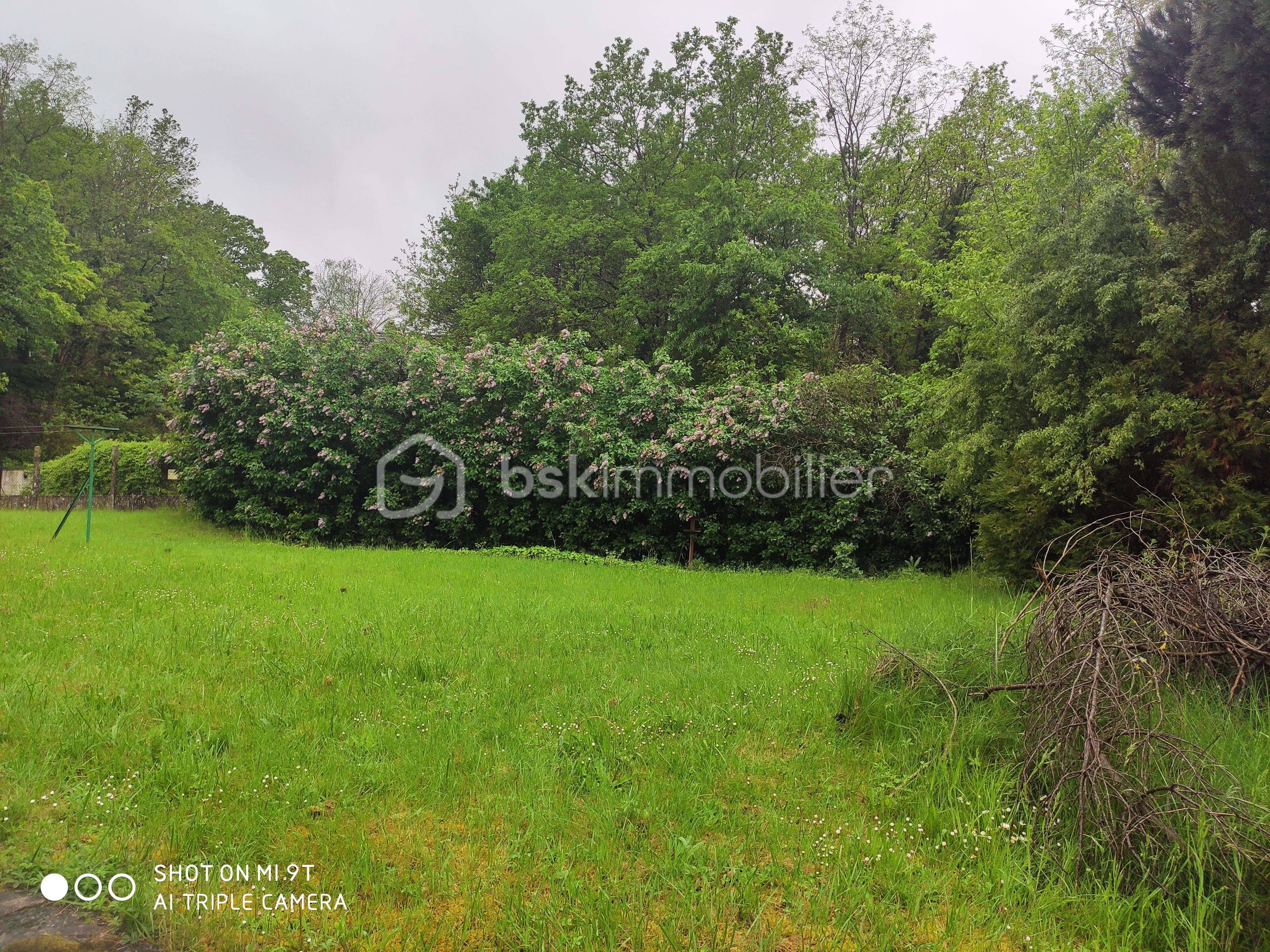 Terrain de 855 m² - 3.jpg