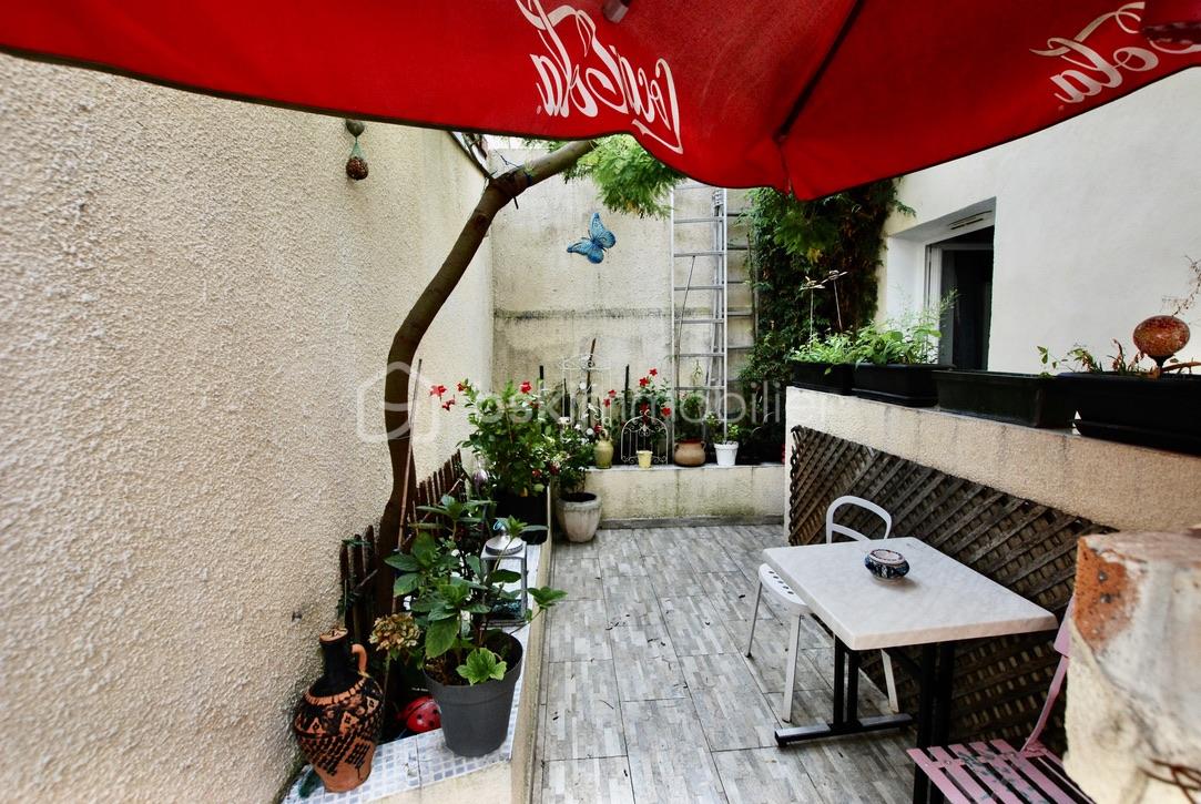 Immeuble mixte de 364 m² - 7A53816B-99AB-4808-85EC-DA6060949A82_1_105_c.jpeg