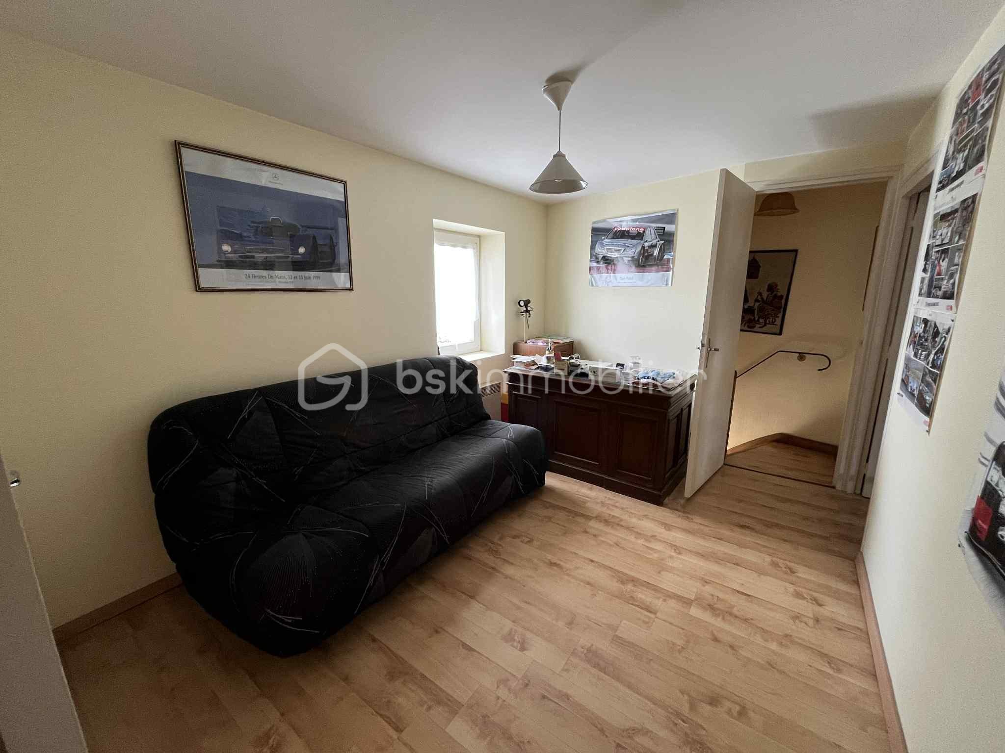 Maison ancienne de 88 m² - bureau3.jpeg
