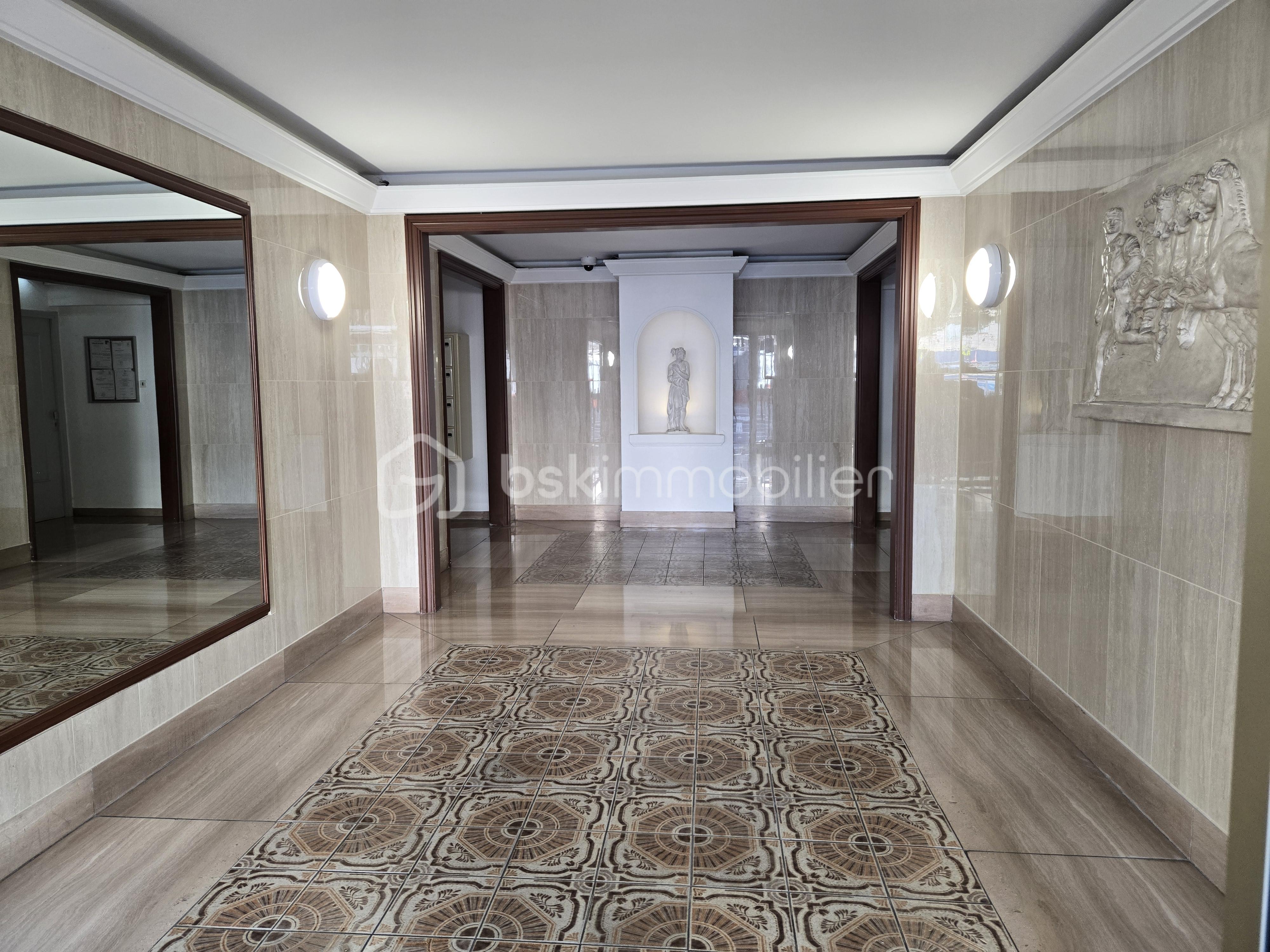 Appartement de 55 m² - entrée velleda.jpg