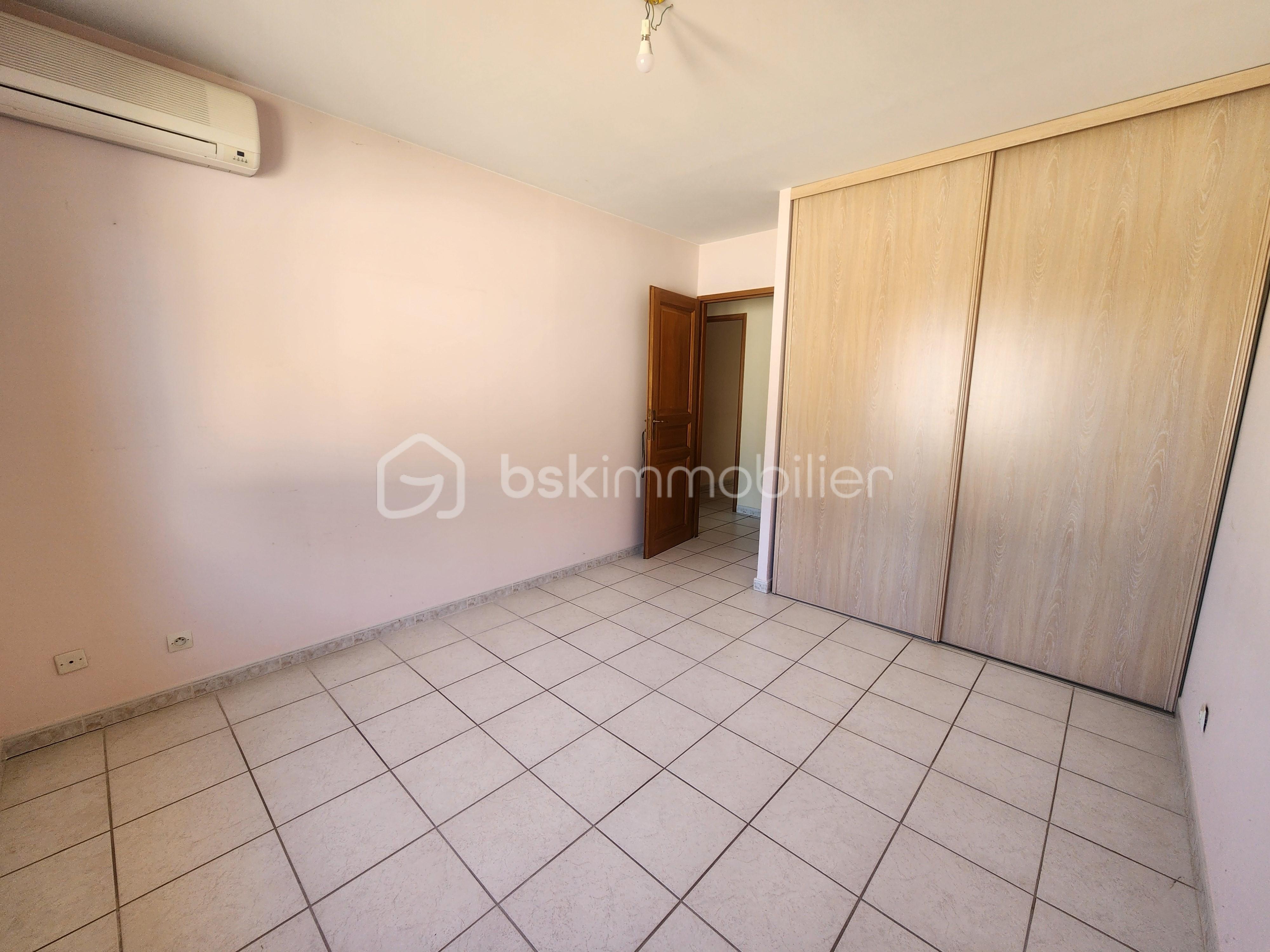 Villa de 174 m² - Chambre 2.jpg