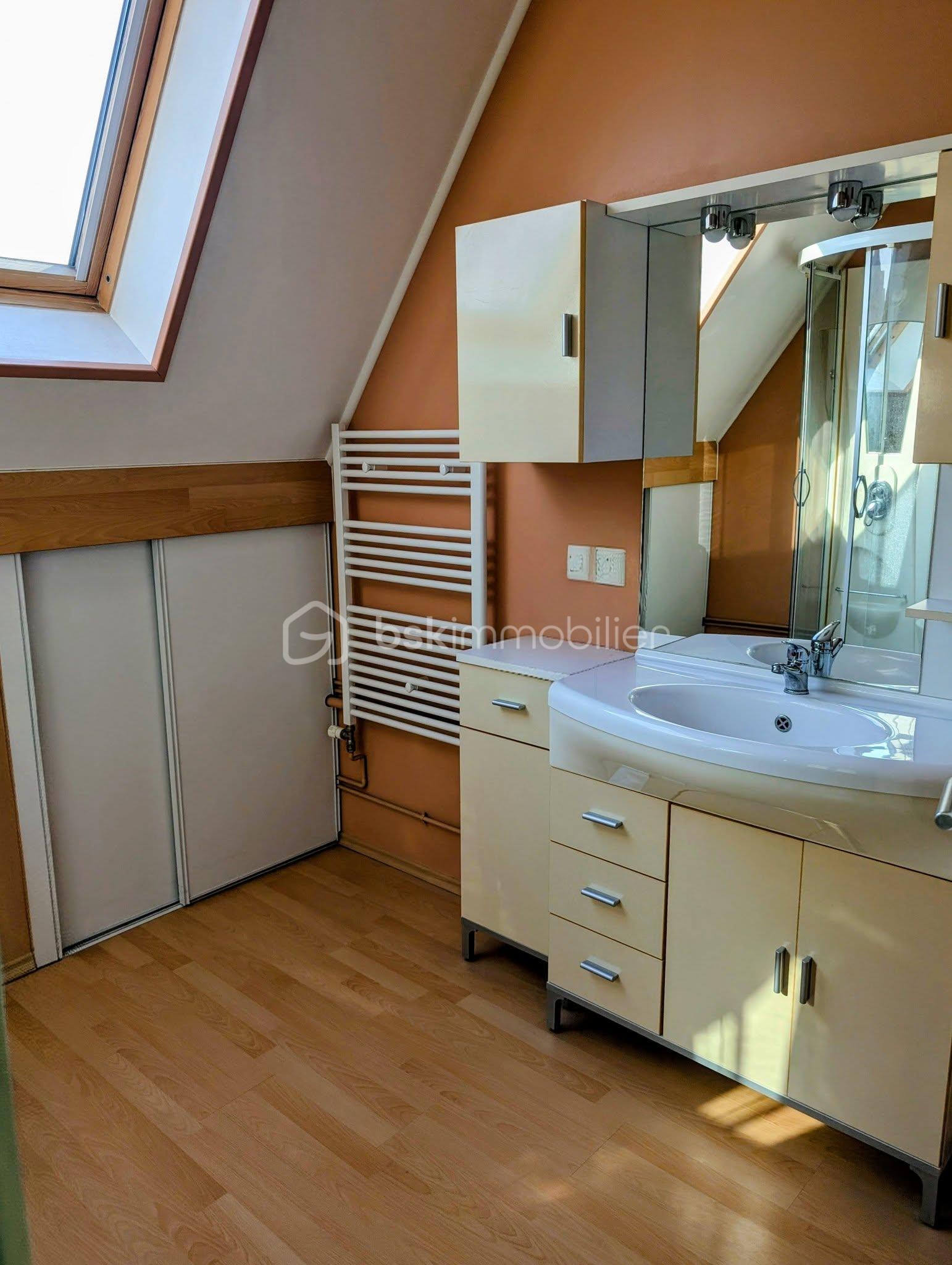 Maison de ville de 134 m² - 536184304_122154924188830067_7862244959617968967_n.jpg