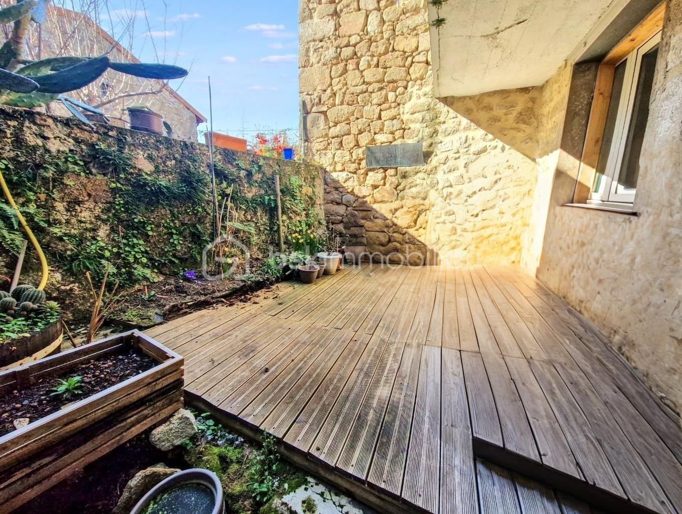 Maison de 112,13 m² - 644fb77ab3bb41b-1.jpg