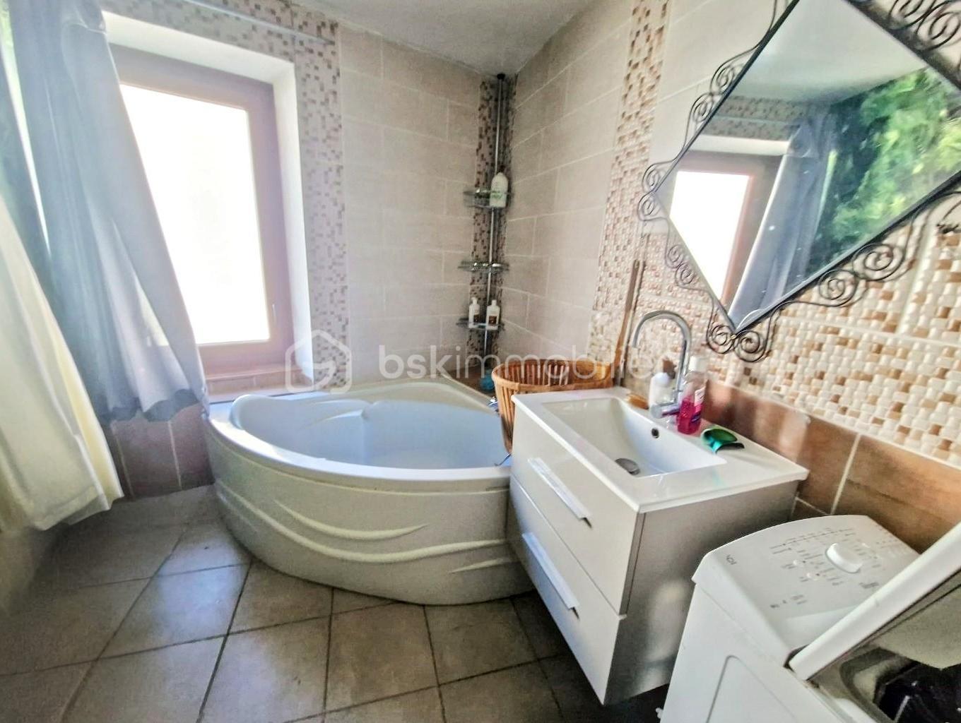 Maison de 112,13 m² - 8a7add4925de9b3-1.jpg