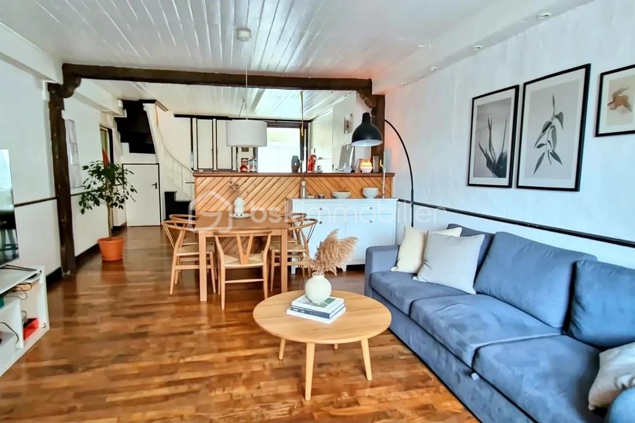 hoqi-homestaging_6c97f057d74c48b2a5971db000843c69_1773306685 (1).jpg