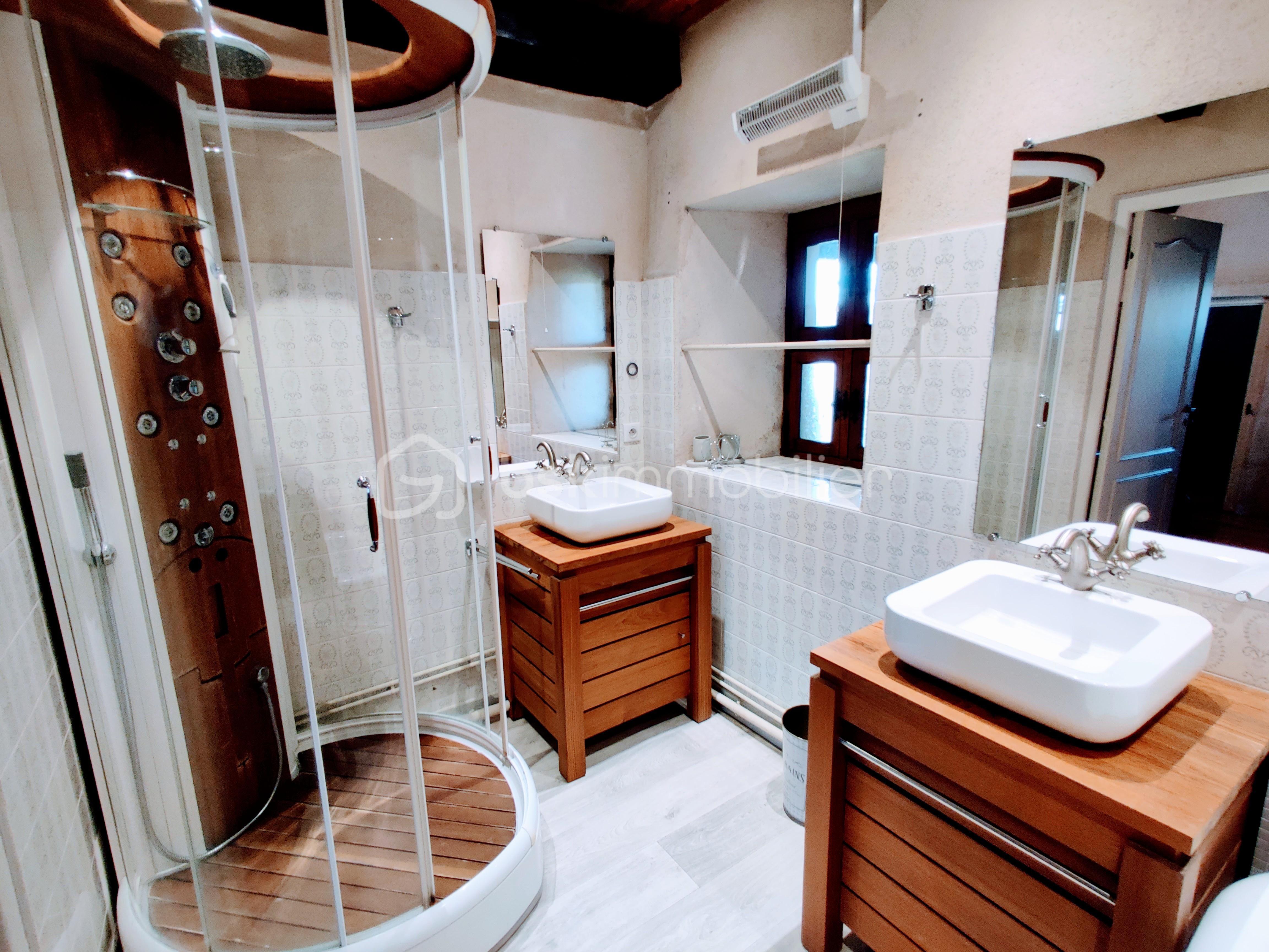 Maison d hote de 162 m² - IMG_20241024_132213~2.jpg