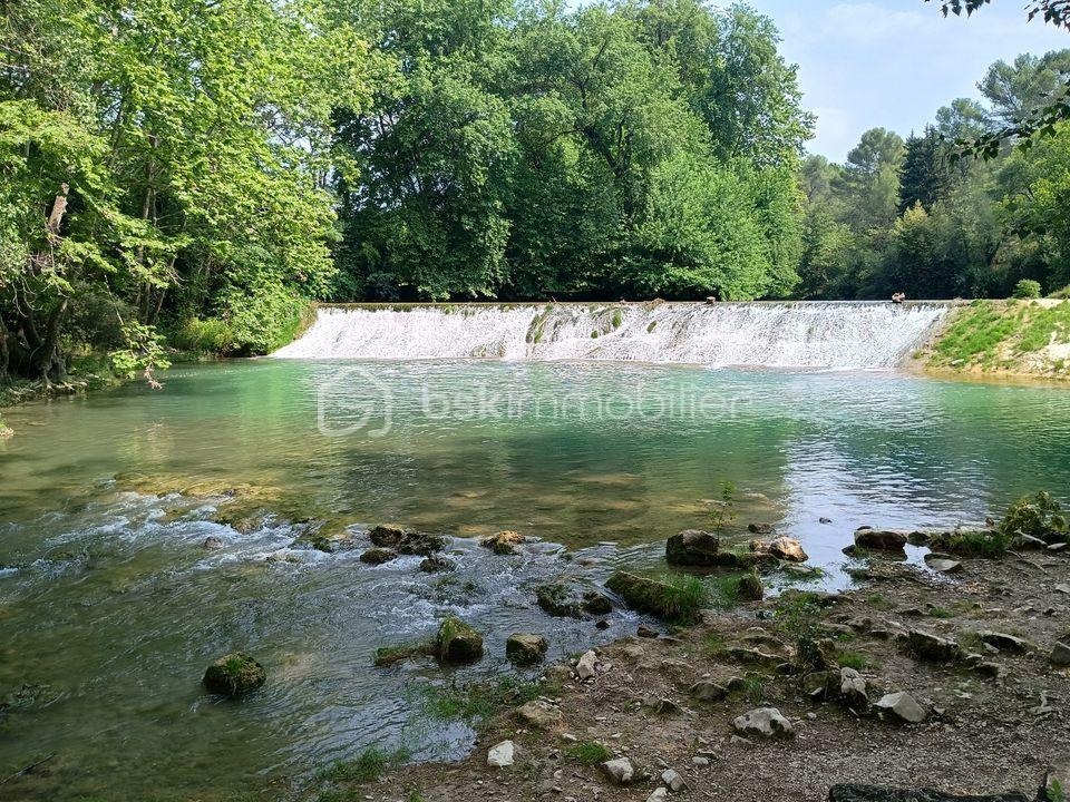 cascade-parc-Monplaisir.jpg