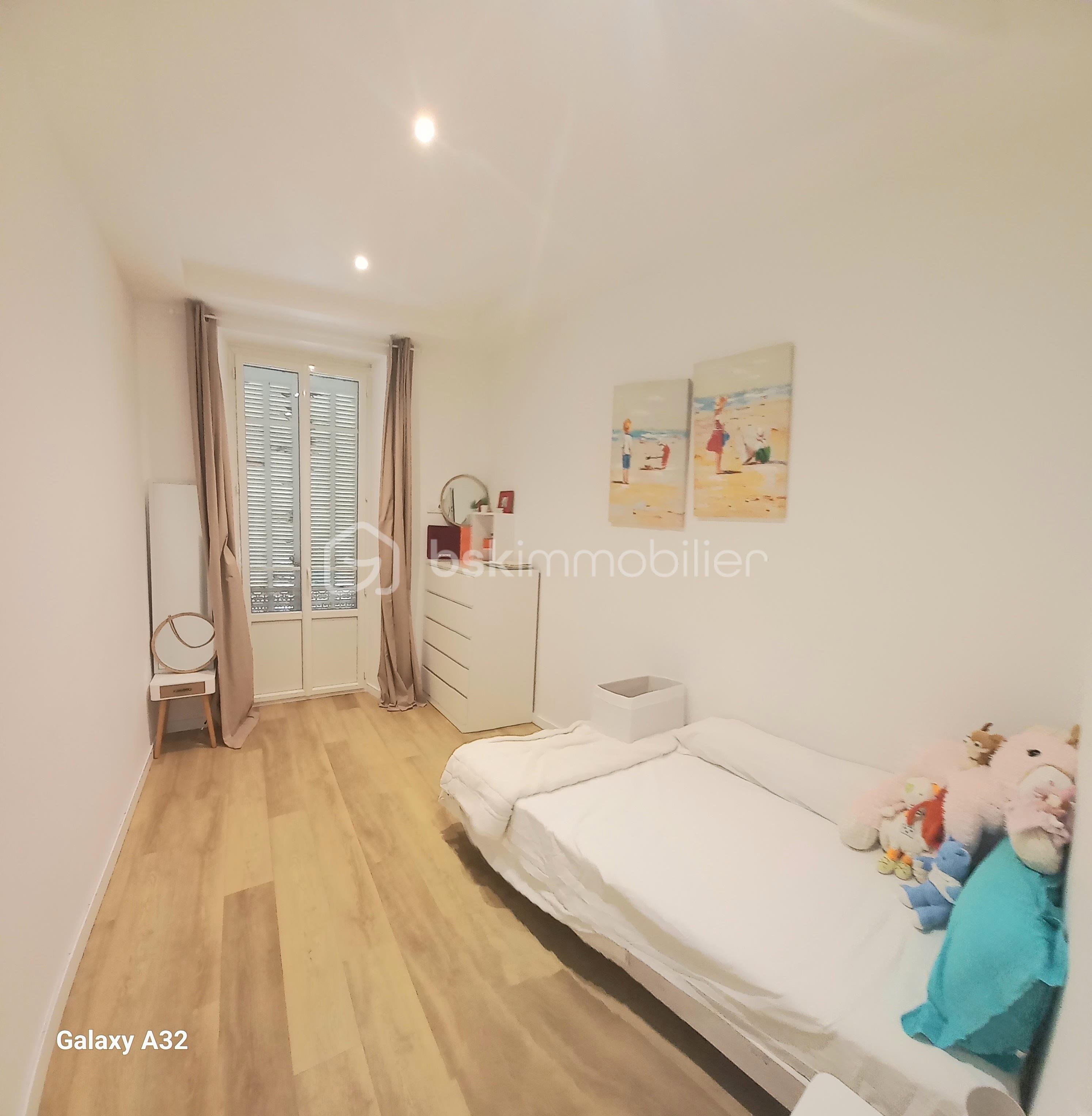Appartement de 60 m² - chambre 8aout.jpg