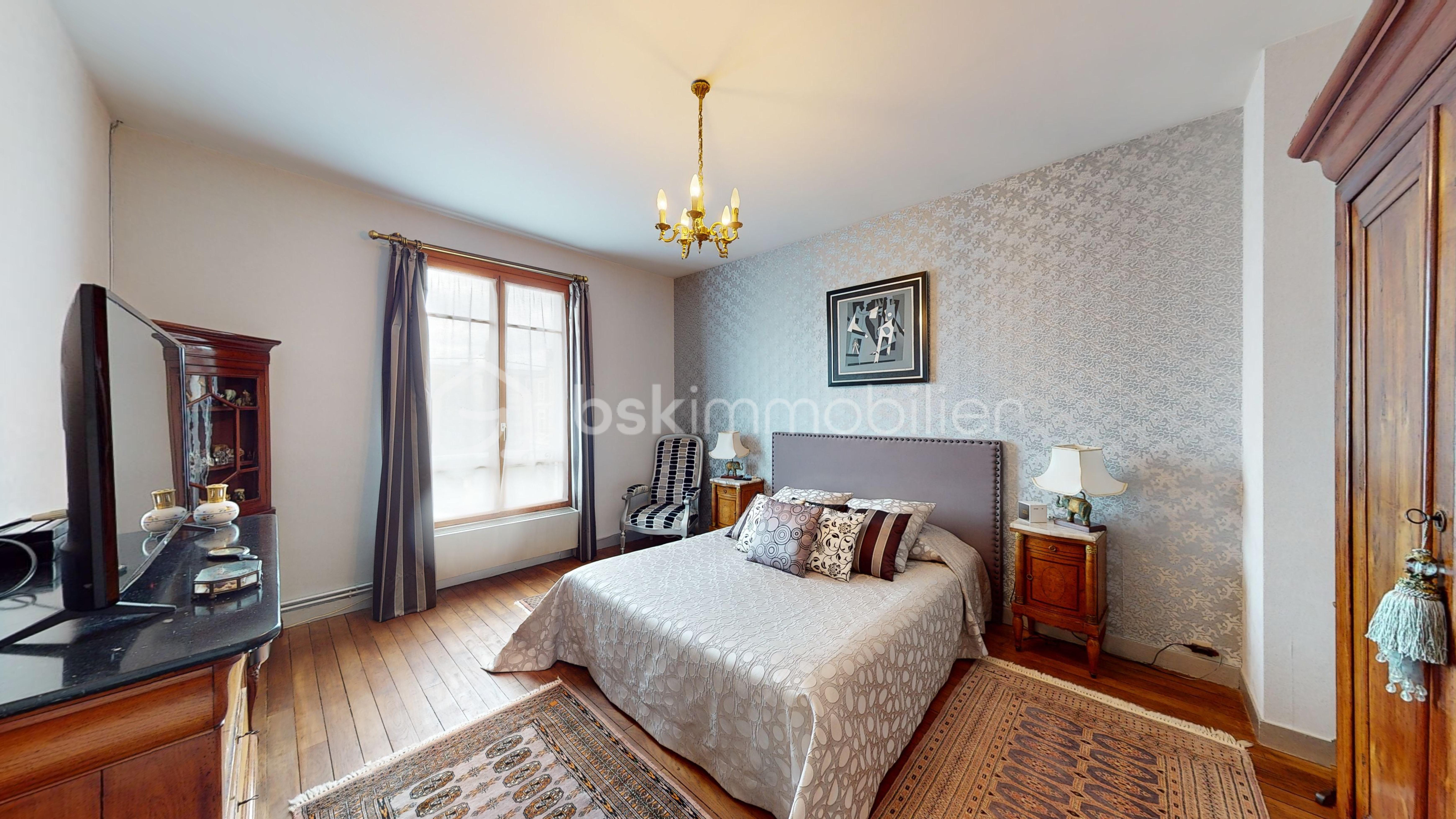 Maison de 204 m² - 10a.jpg