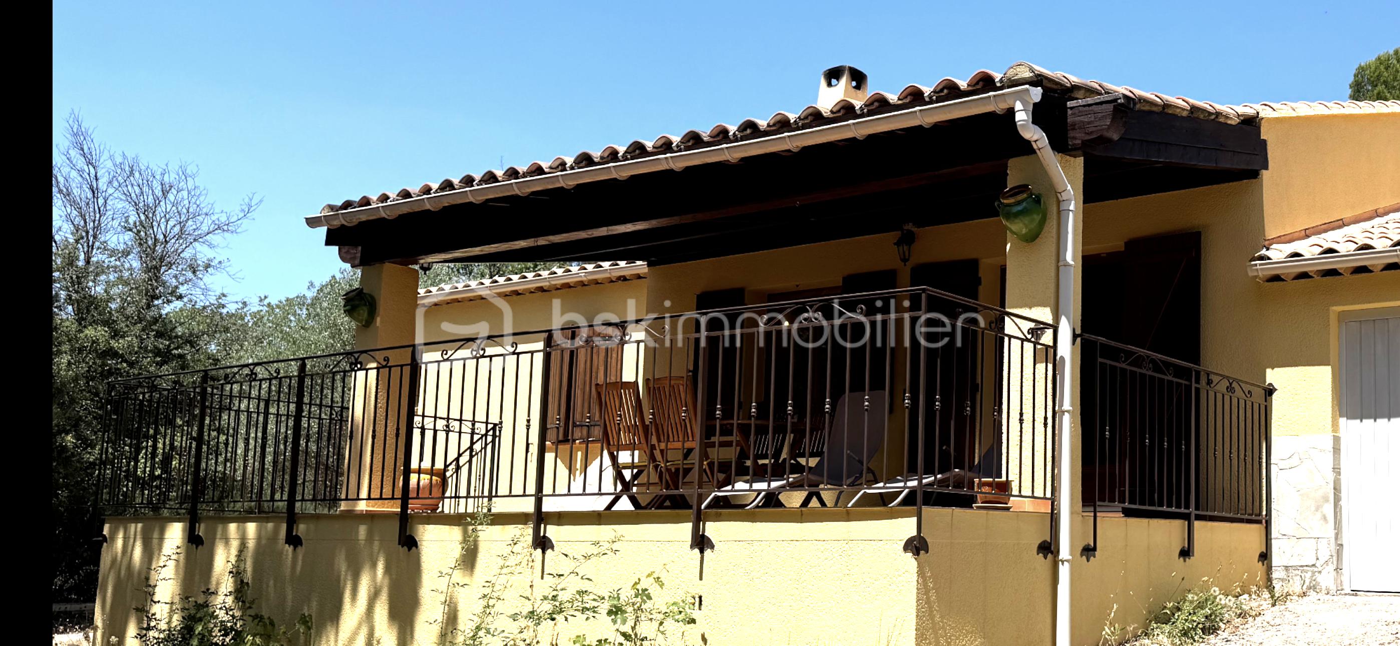 TERRASSE DEVANT CHEMINEE.PNG