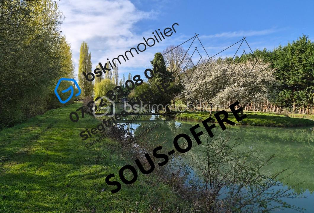 Votre texte de paragraphe (1).jpg