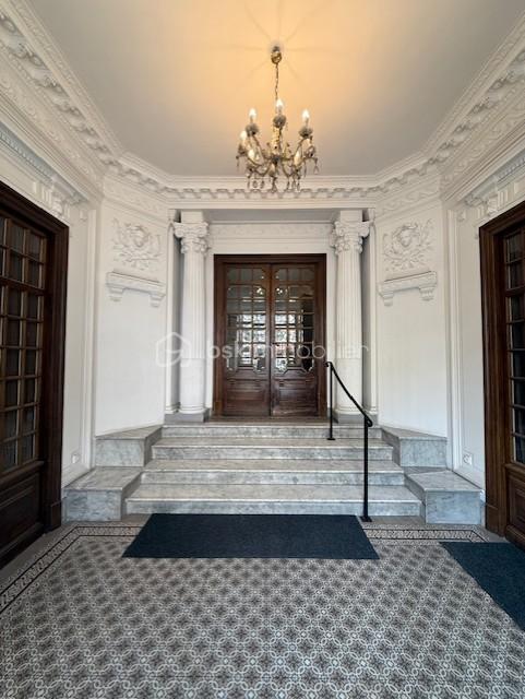 hall2.jpg