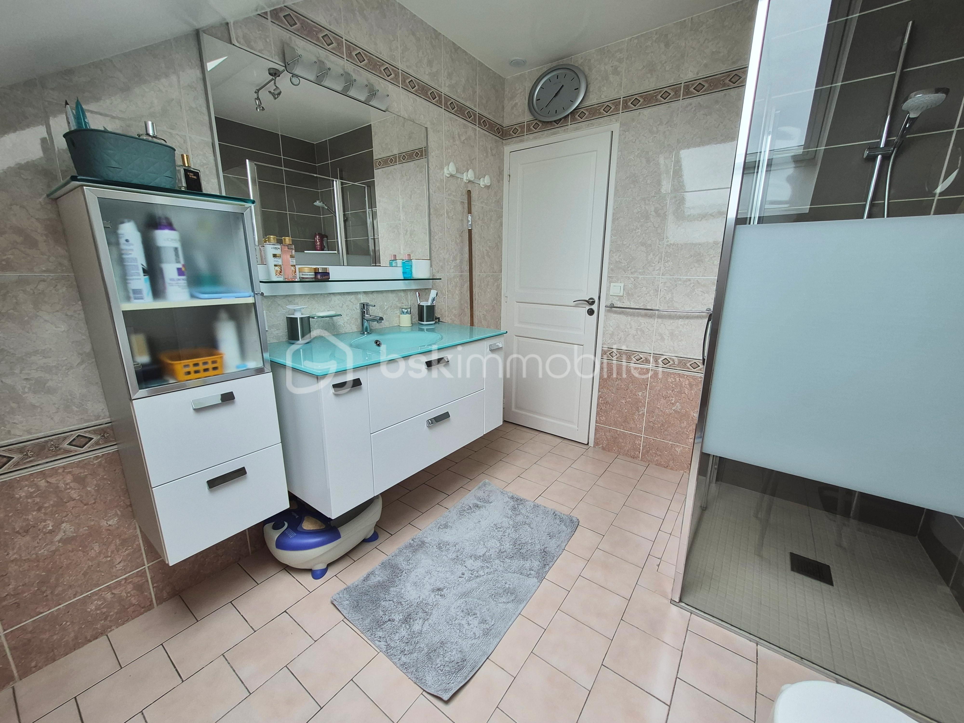 Maison traditionnelle de 130 m² - lv_0_20260114145848.jpg