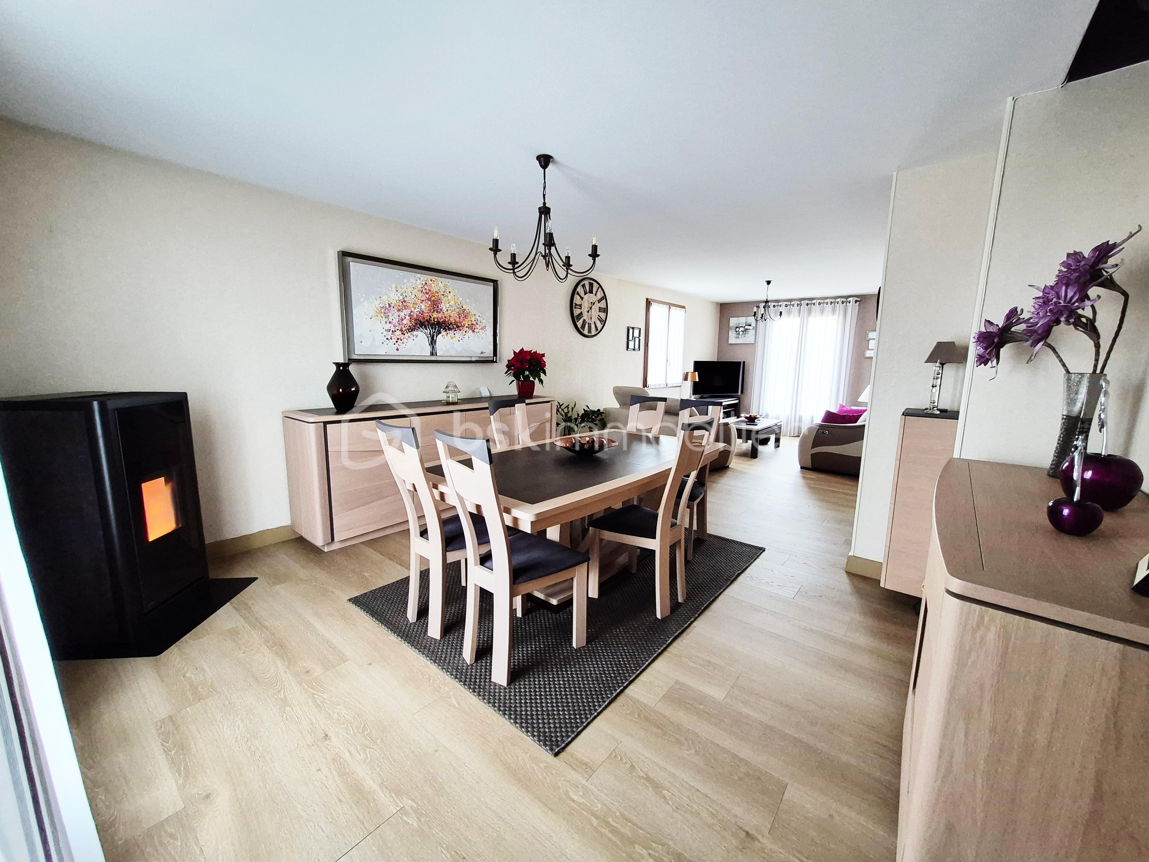 Maison traditionnelle de 130 m² - lv_0_20260114150220.jpg