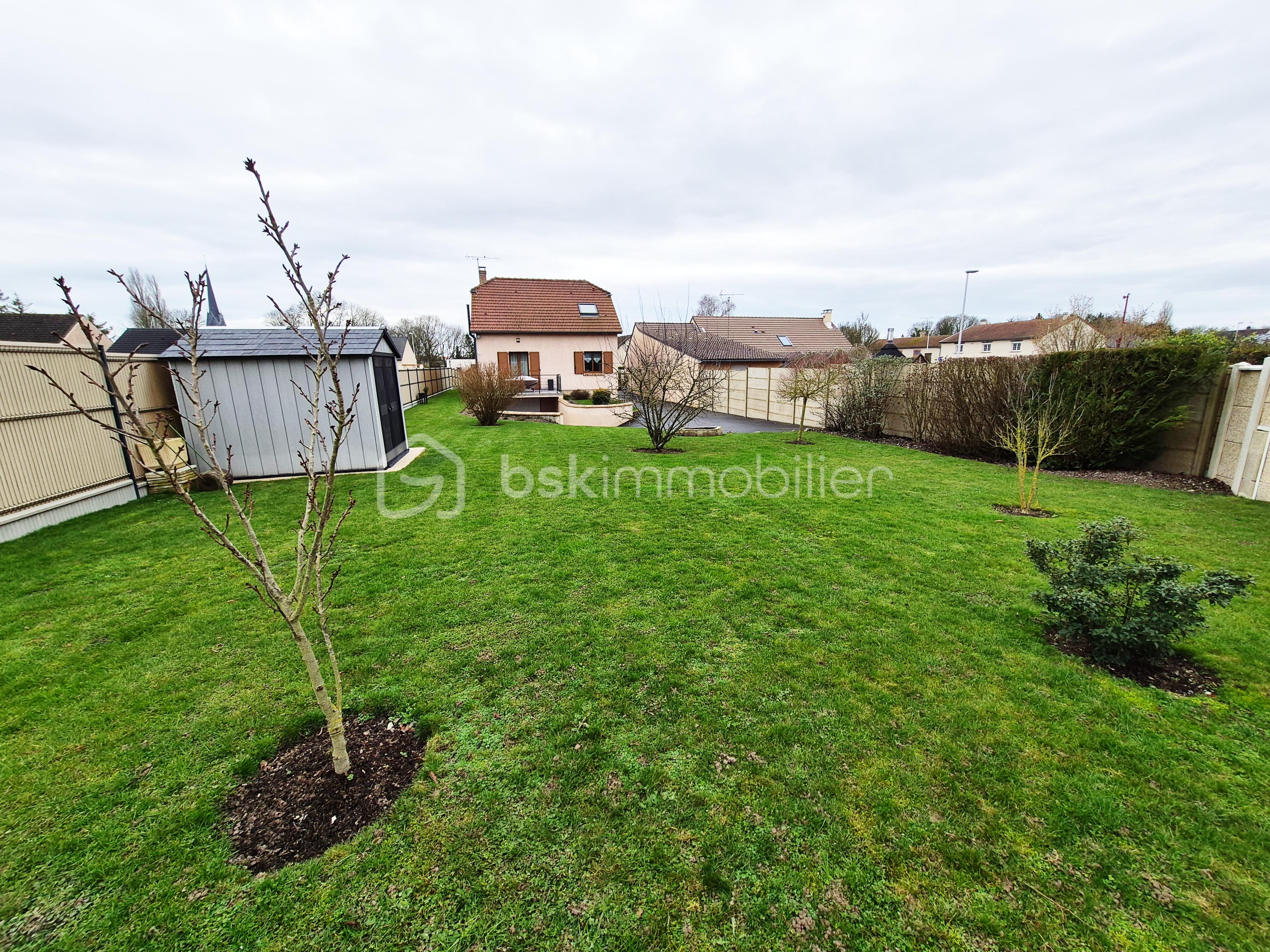 Maison traditionnelle de 130 m² - lv_0_20260114145536.jpg