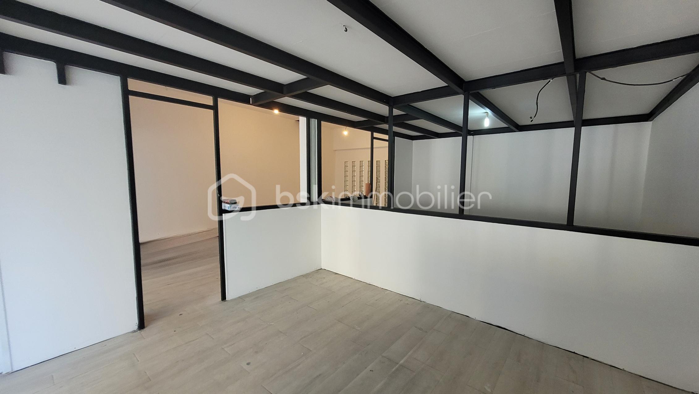 Local d activites de 140 m² - 205335-11.jpg