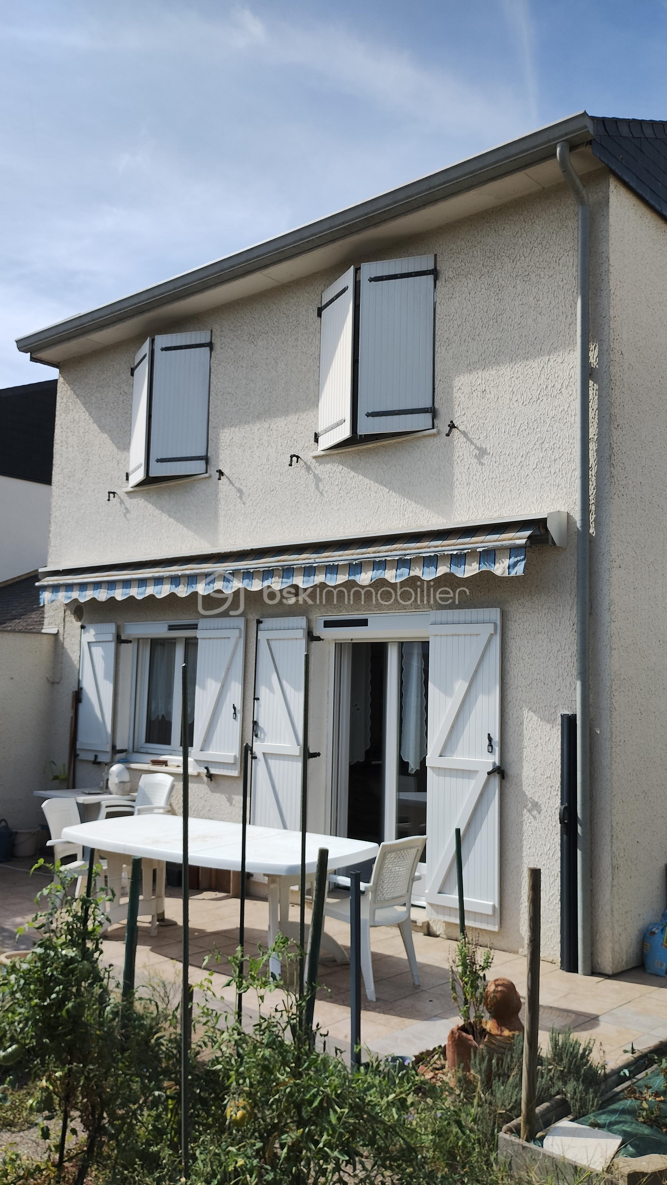 Maison 4 pièces 80 m² · à Nazelles-Négron · 80 m² · 200 000 €