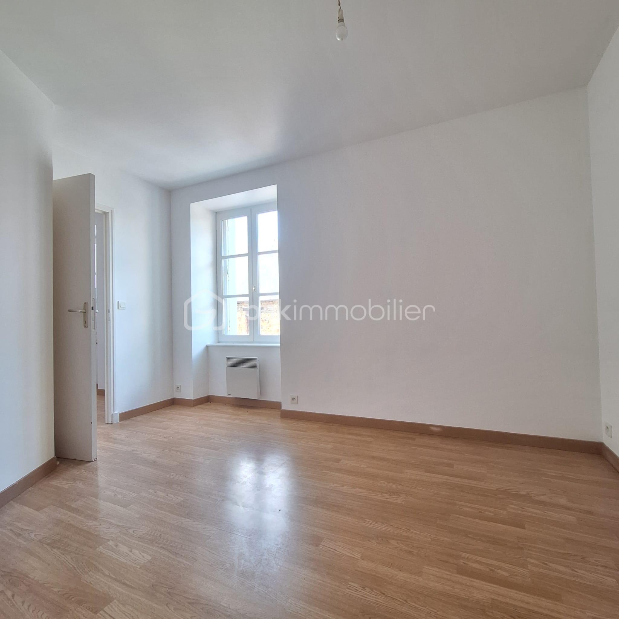 Maison de 90 m² - 7cd7a8d3-b49e-468b-ad49-fb715749eb3b.jpeg