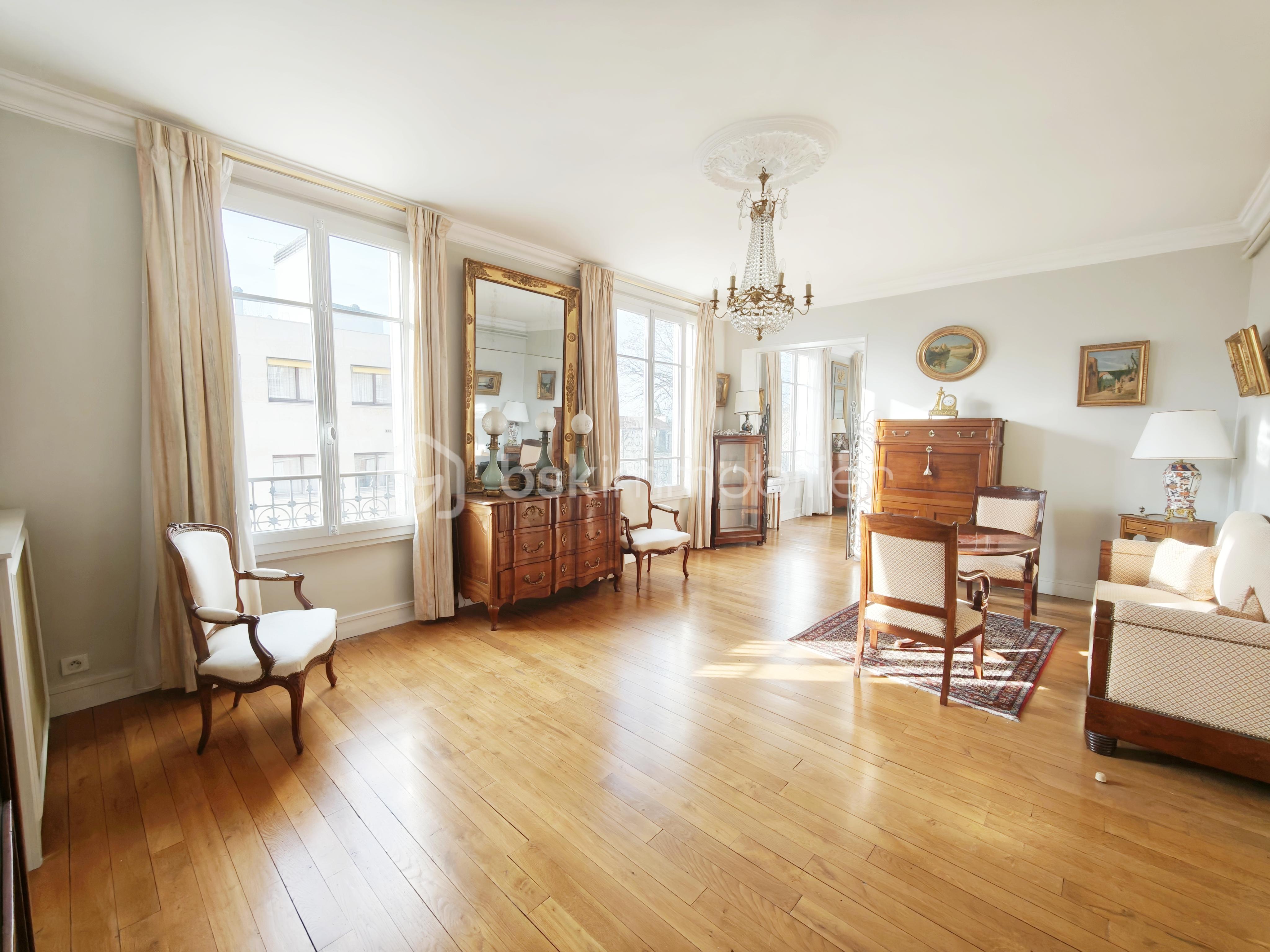 Appartement de 100 m² - double sejour 50m2.jpg