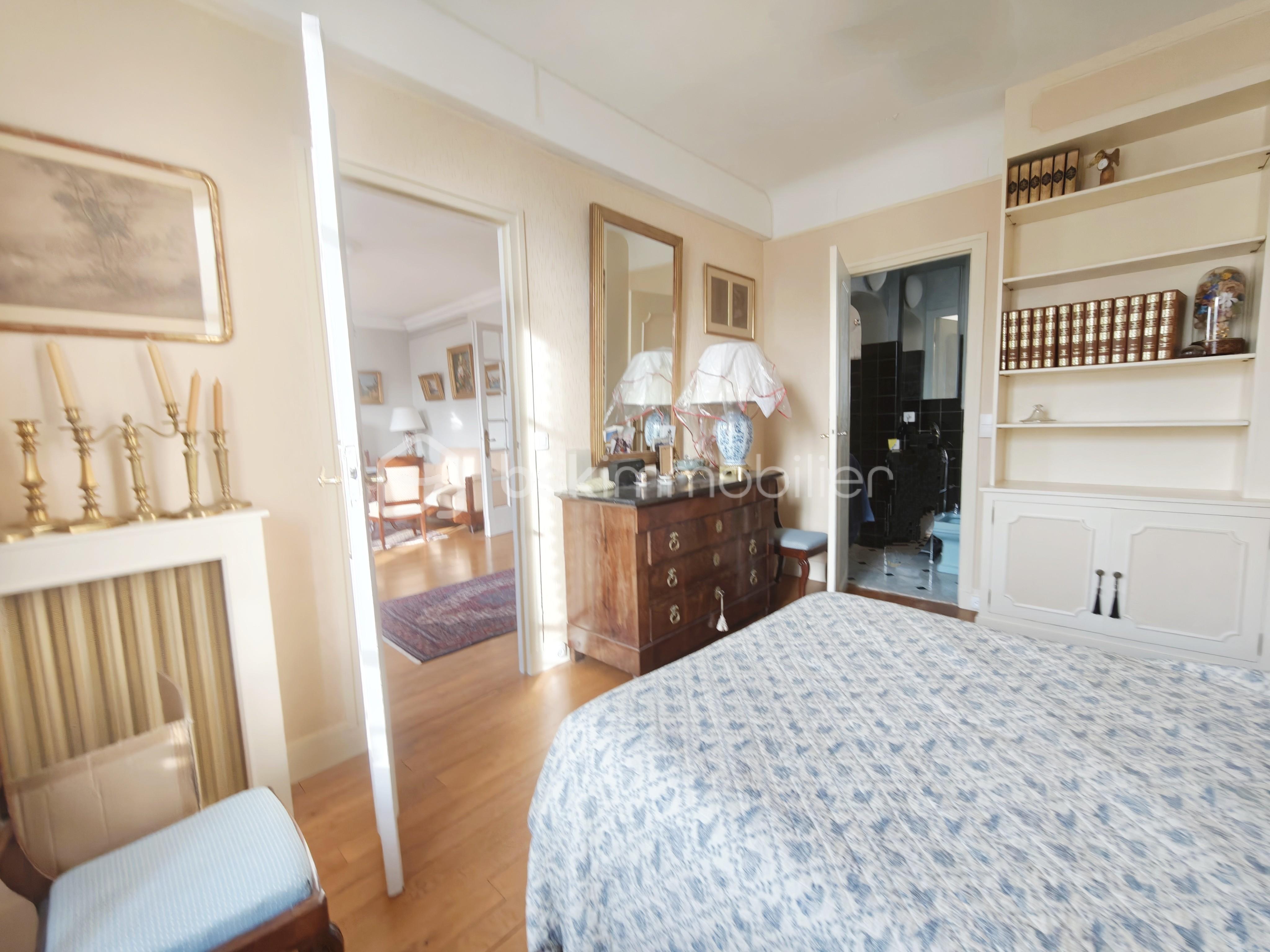 Appartement de 100 m² - chambre 1.jpeg