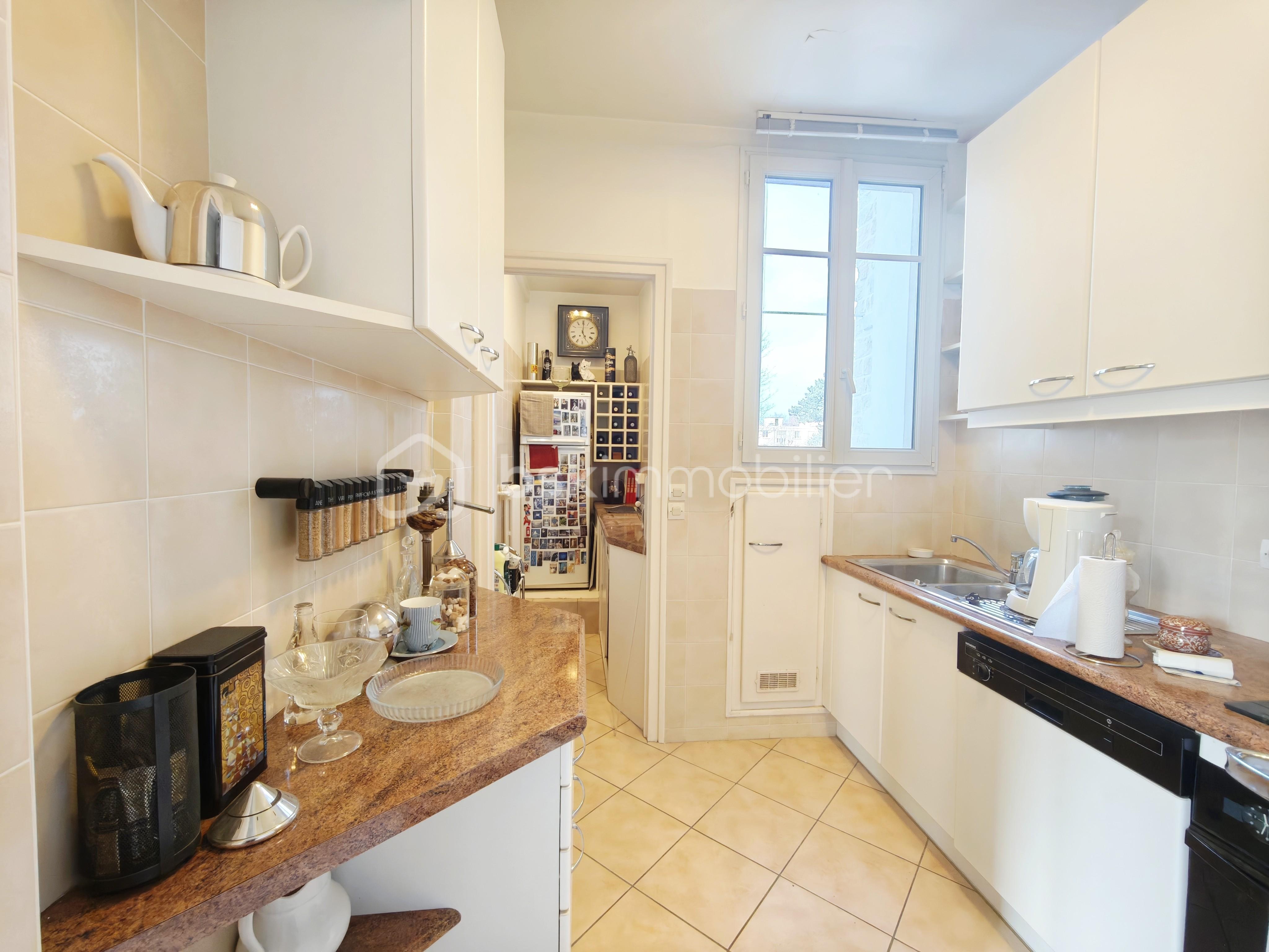 Appartement de 100 m² - cuisine.jpeg