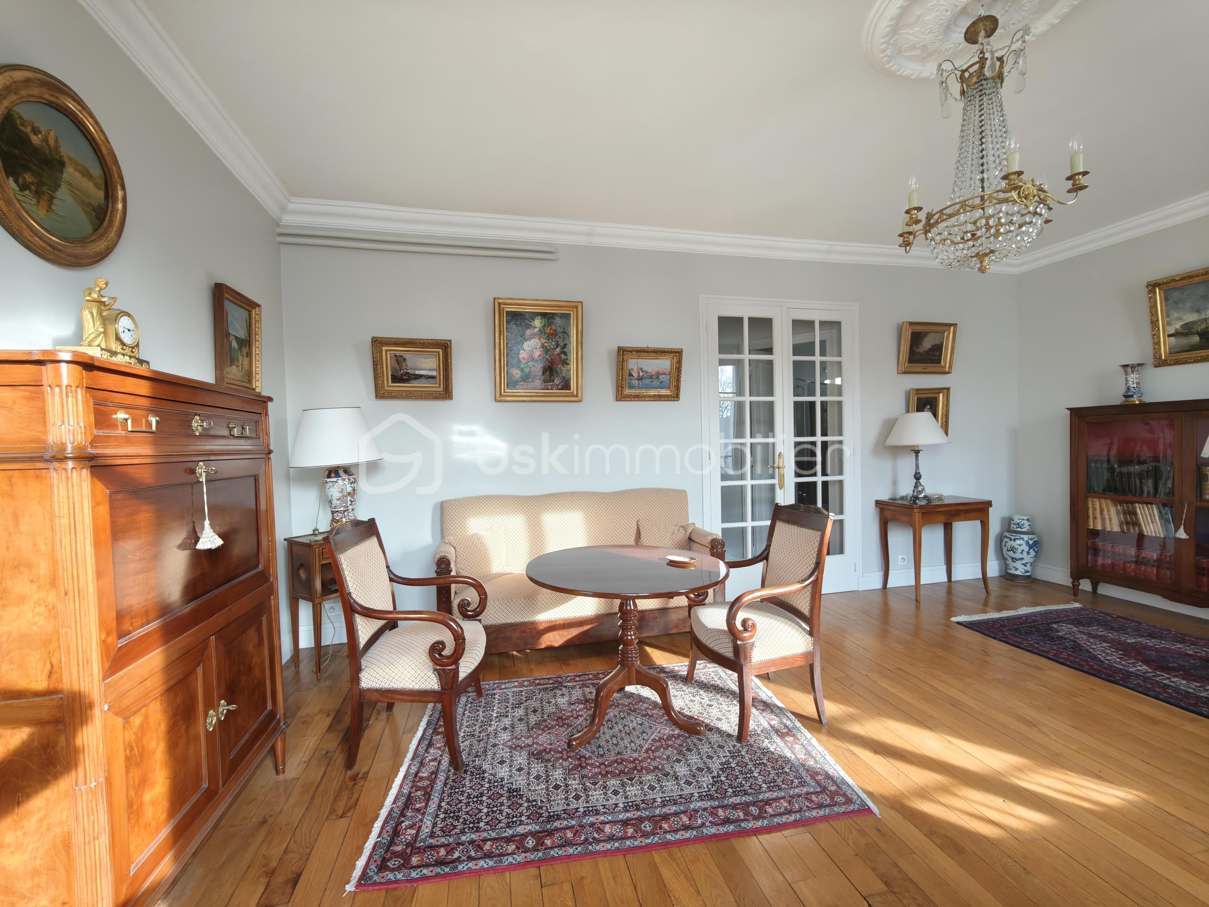 Appartement de 100 m² - salon lumineux bis.jpg