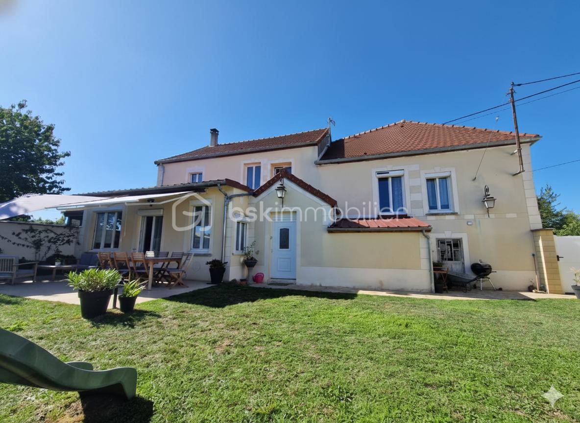 Maison de 200 m² - Gemini_Generated_Image_2abbv62abbv62abb.png