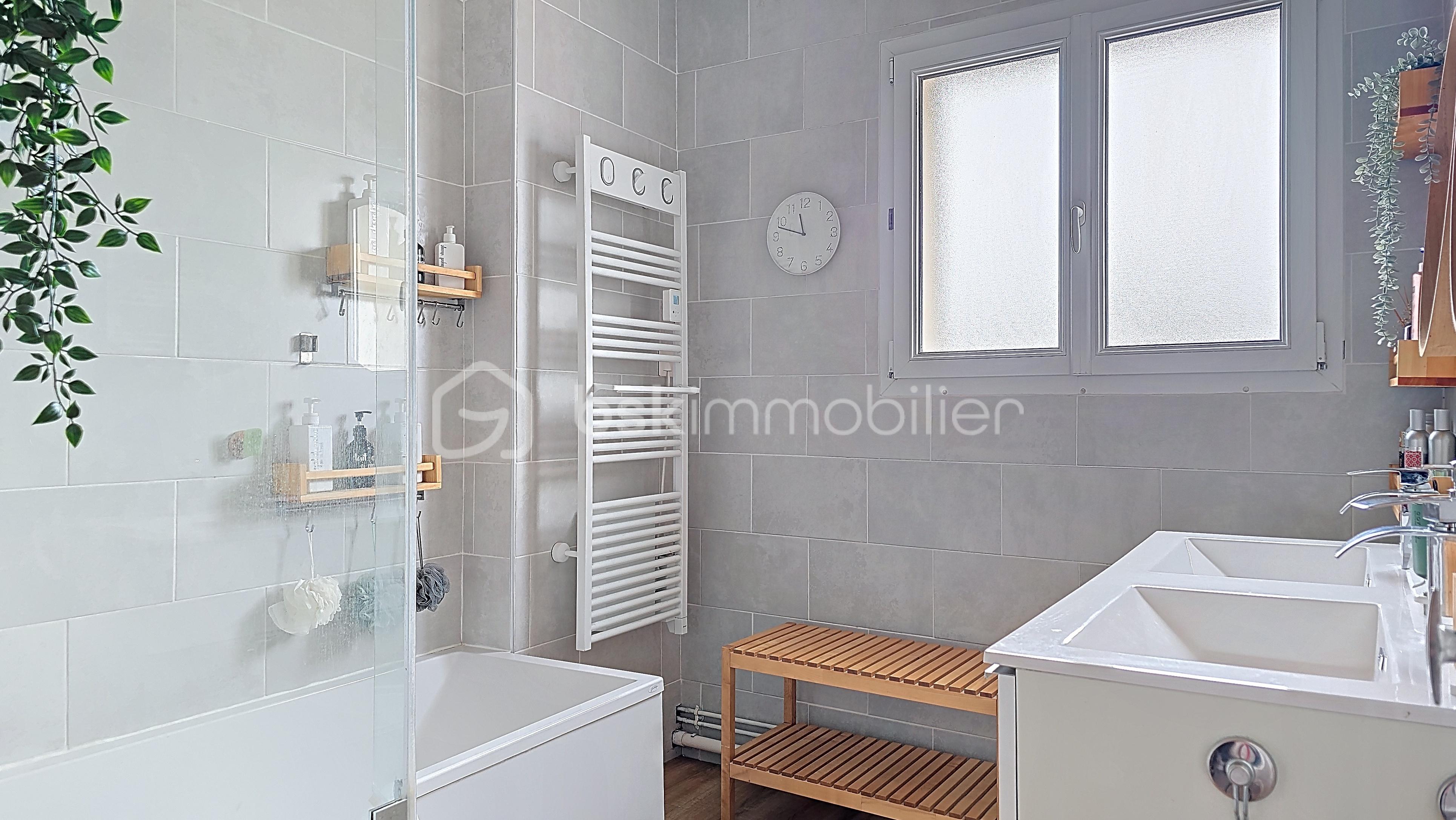 Maison de 200 m² - perrin_00042.jpg