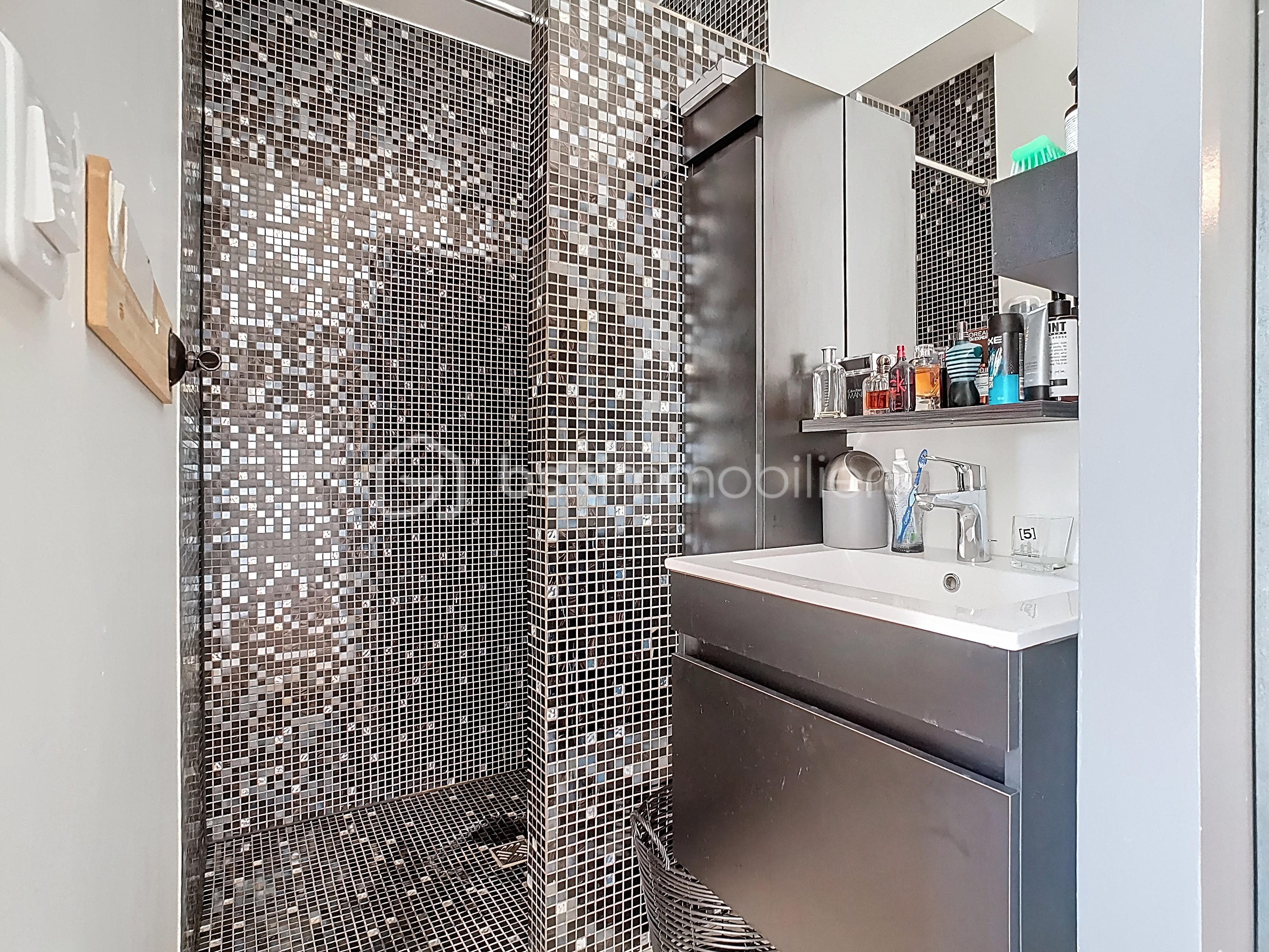 Demeure de 310 m² - 21.jpg
