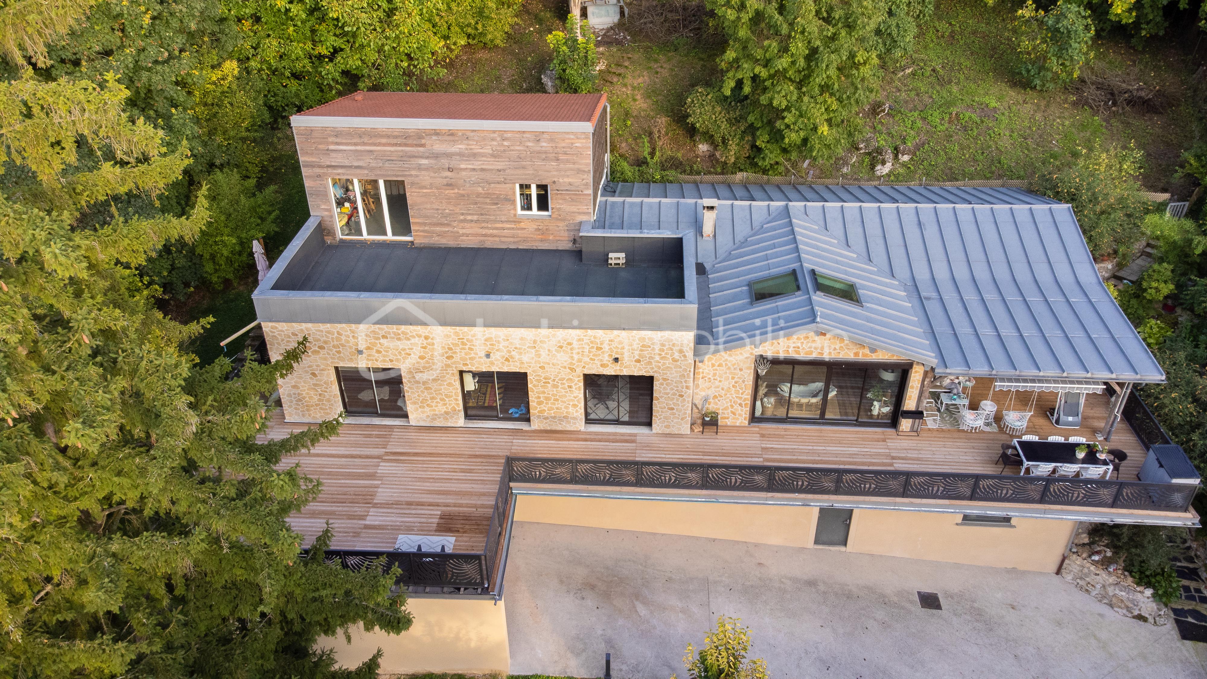 Demeure de 310 m² - DJI_0026_DxO.jpg