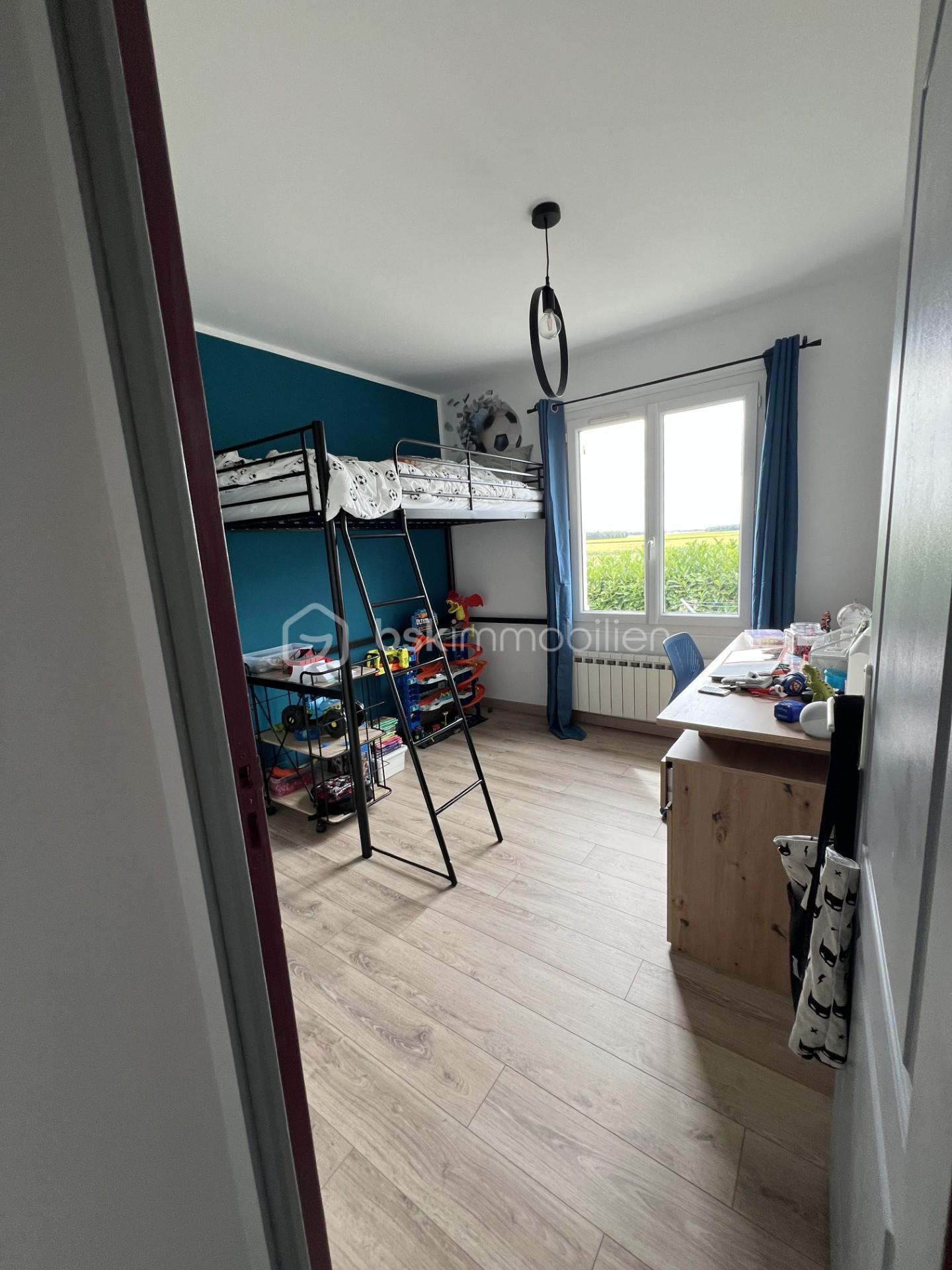 Maison traditionnelle de 95 m² - chambre.jpg