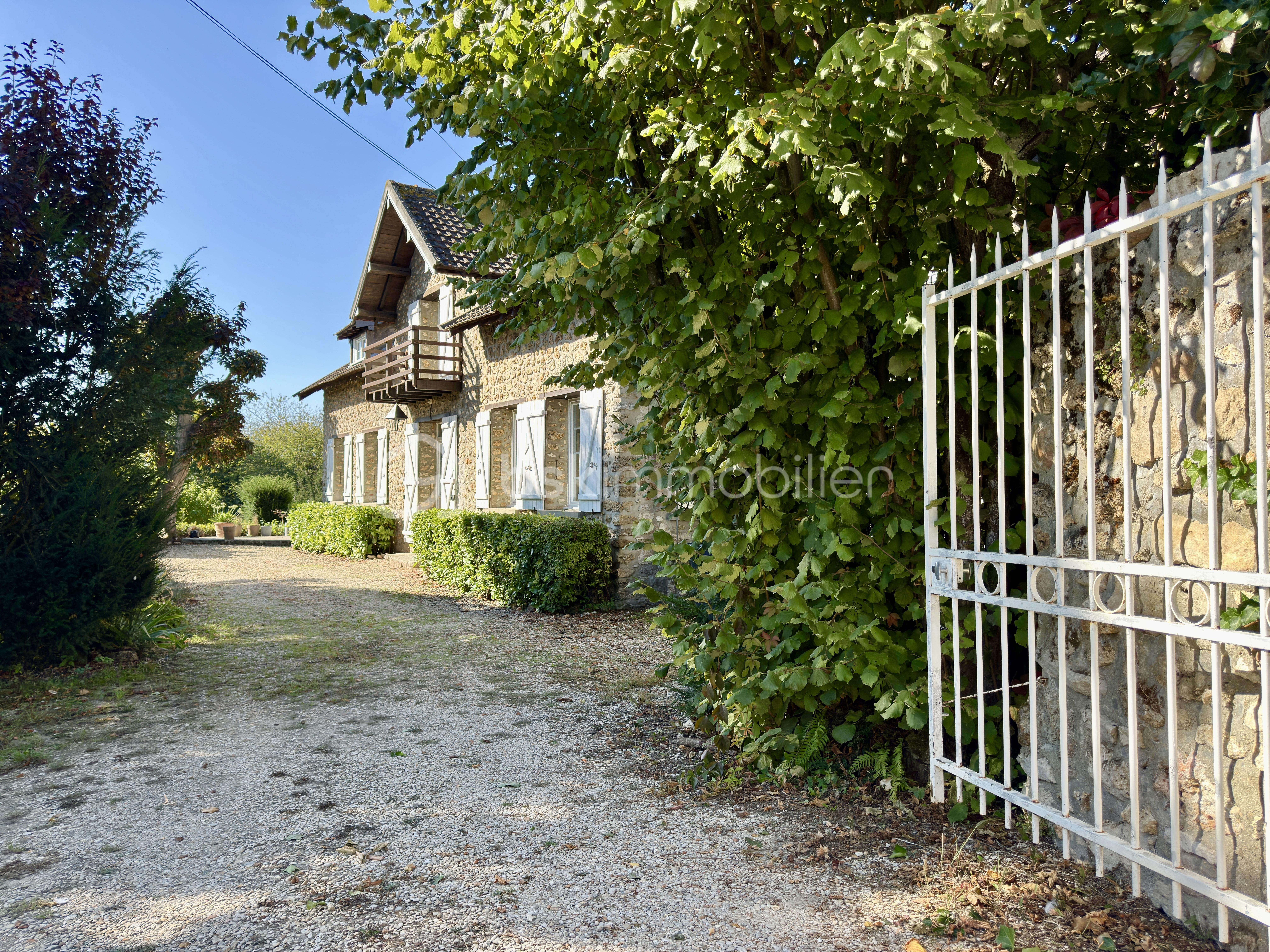 Maison en pierre de 333,67 m² - IMG_0128.jpg