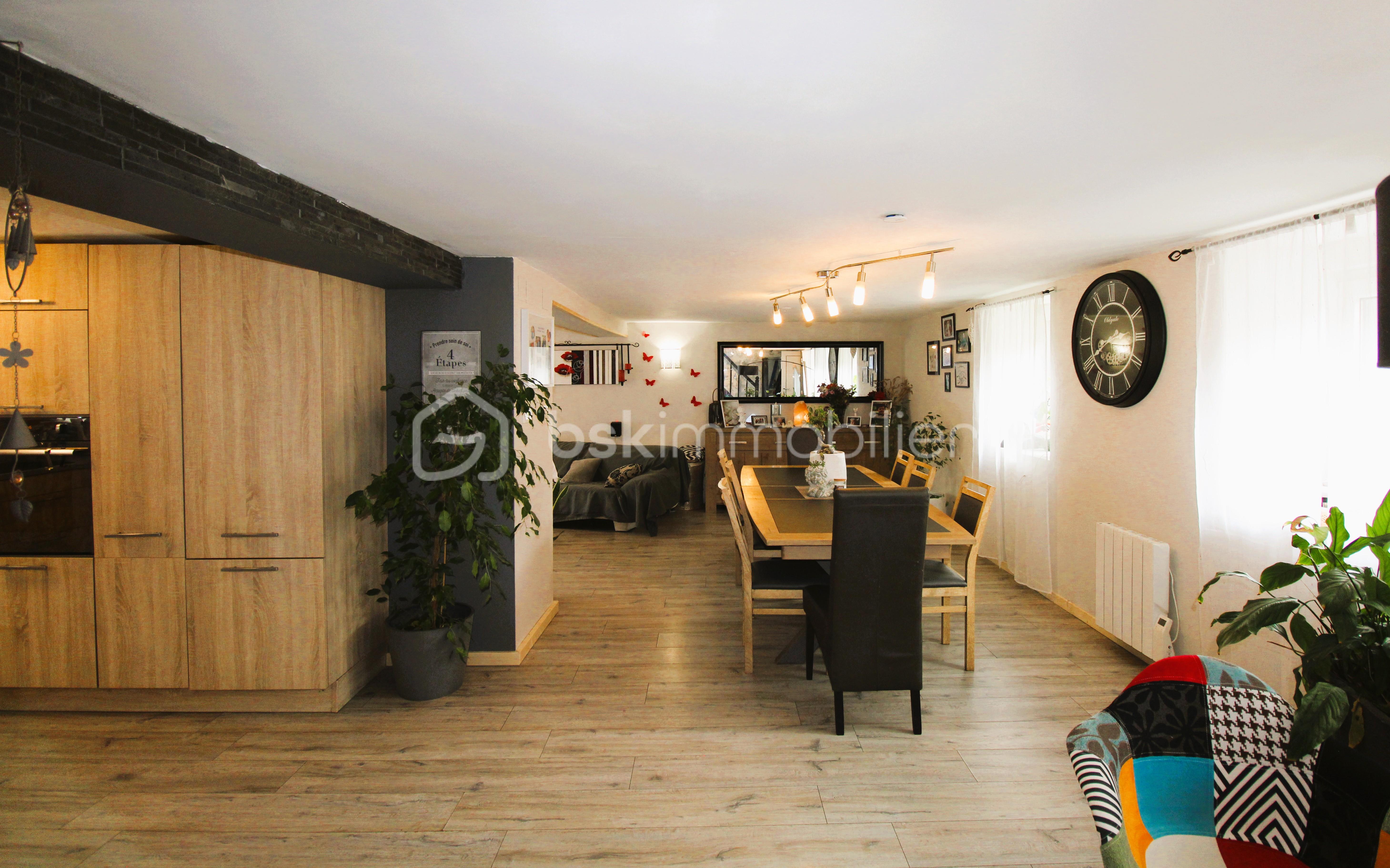 Maison de 281 m² - ENTREE.JPG