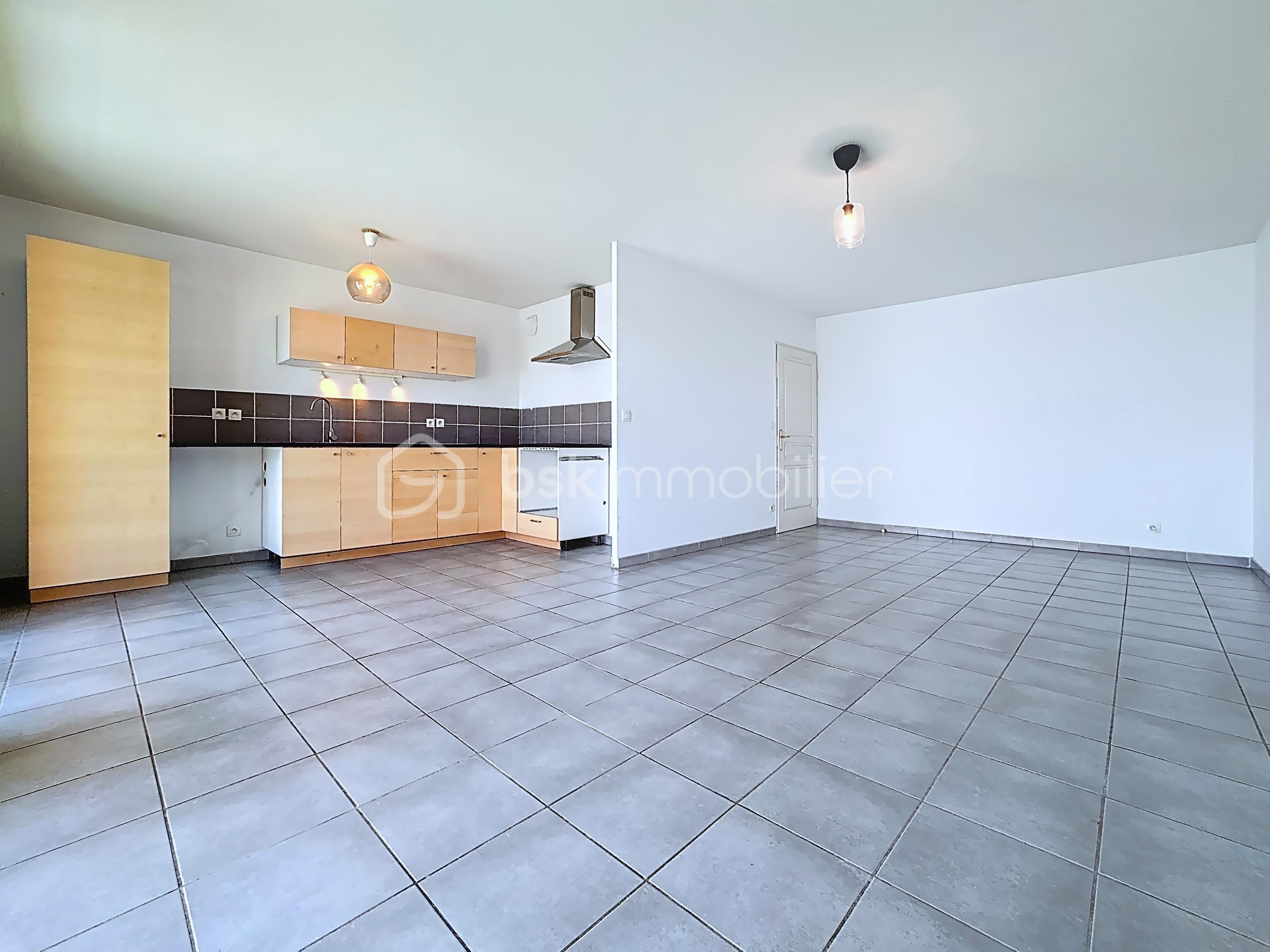 Appartement de 81 m² - ca76139b0401df7bf978979f5bbfeb0a.png