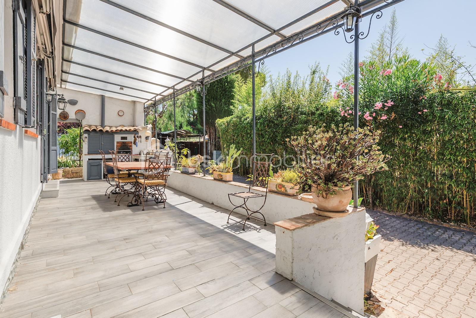 Maison de 150 m² - Terrasse.jpeg