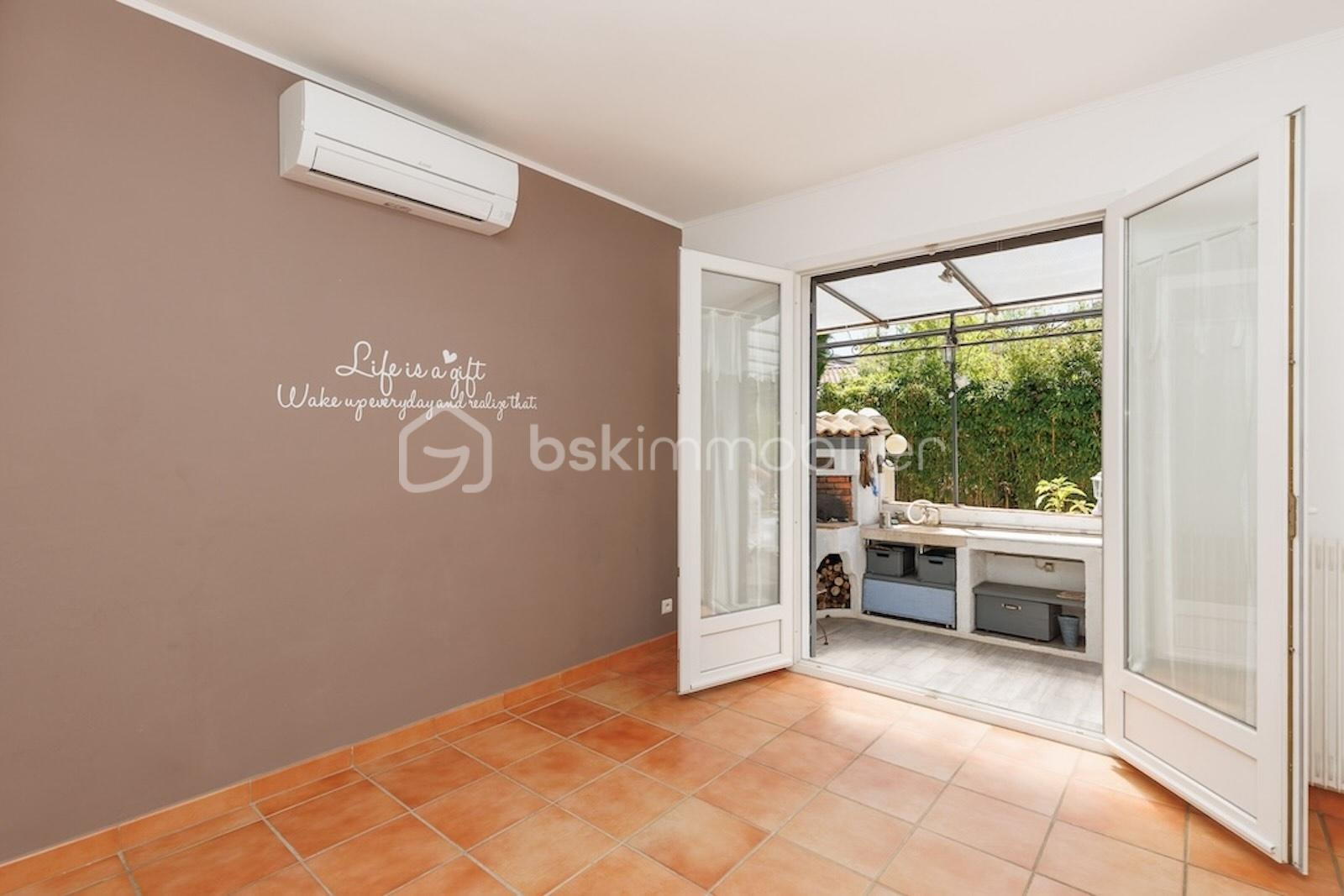 Maison de 150 m² - Chambre Clim.jpg