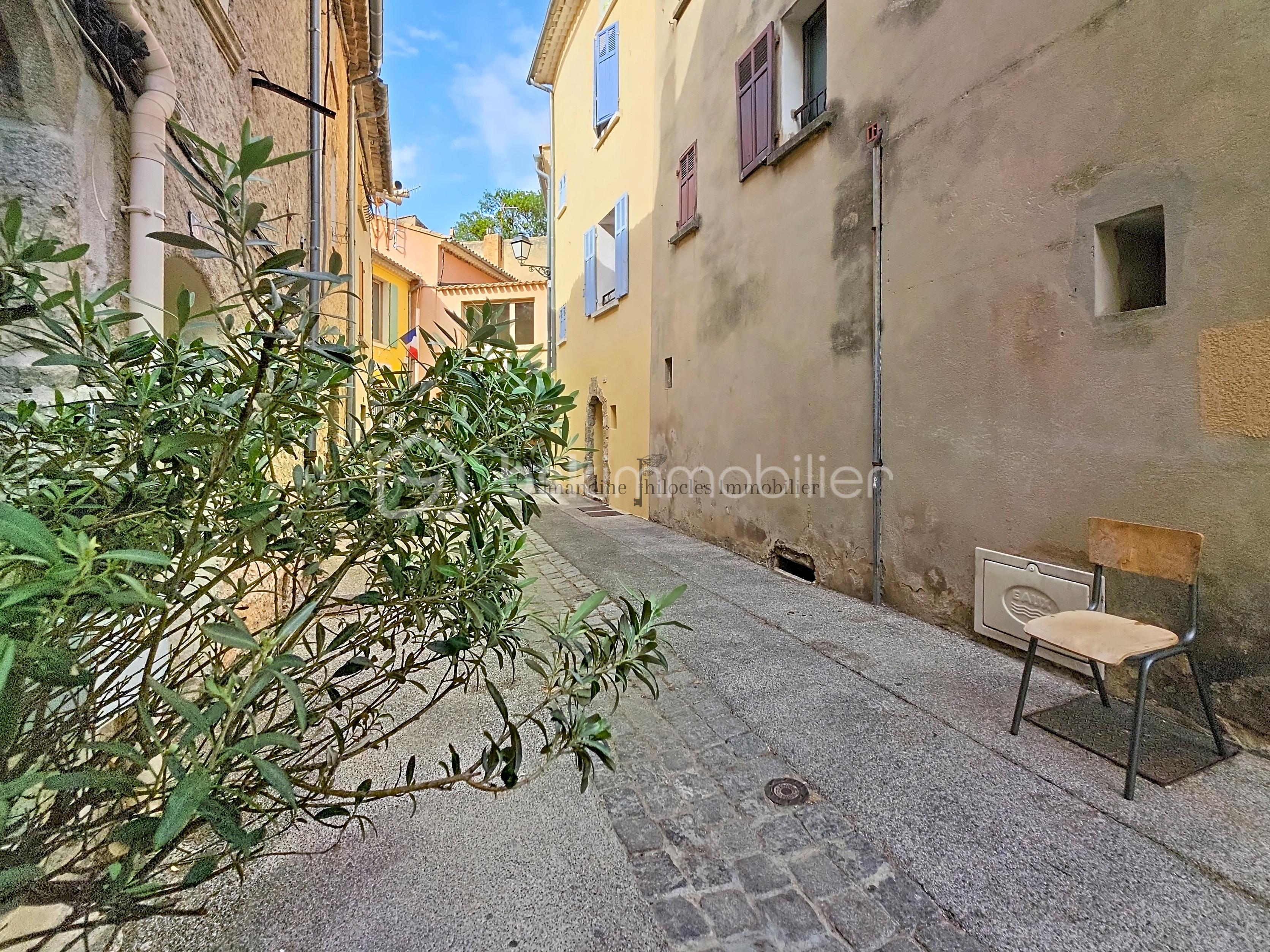 sollies-ville_00004.jpg