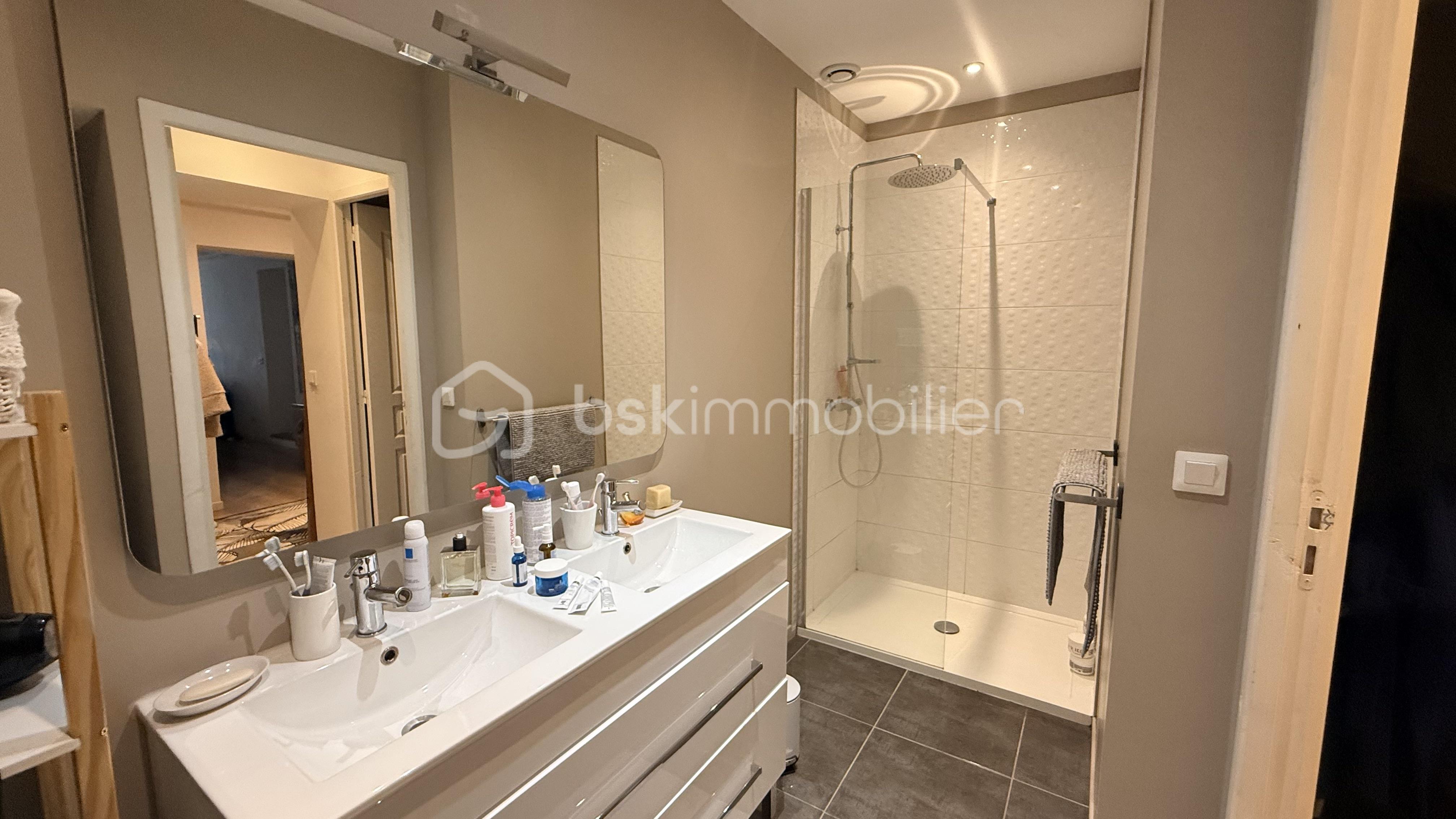 Immeuble mixte de 350 m² - IMG_0894.jpeg