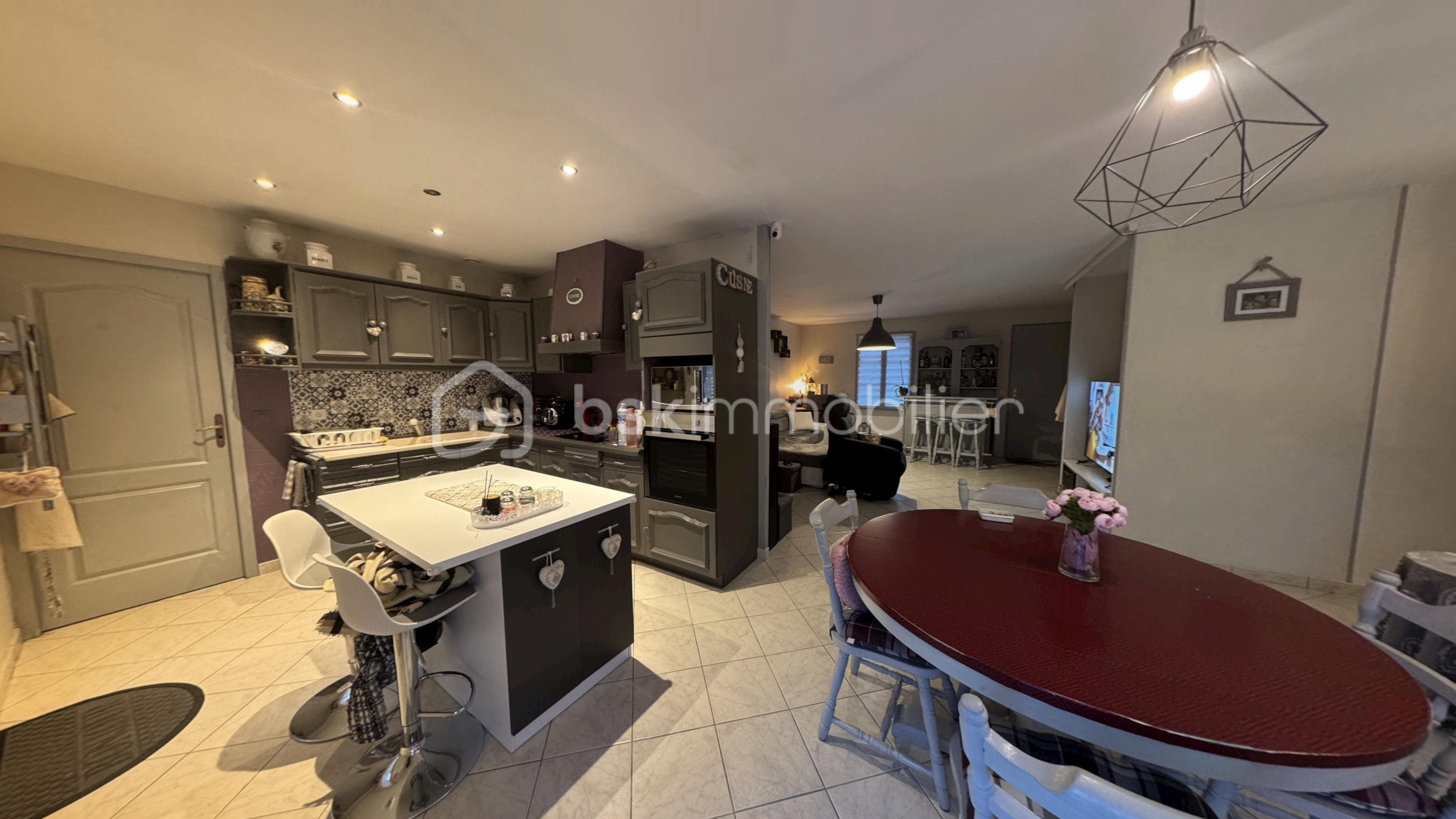 Maison traditionnelle de 99 m² - Girolles-12052025_113015.jpg