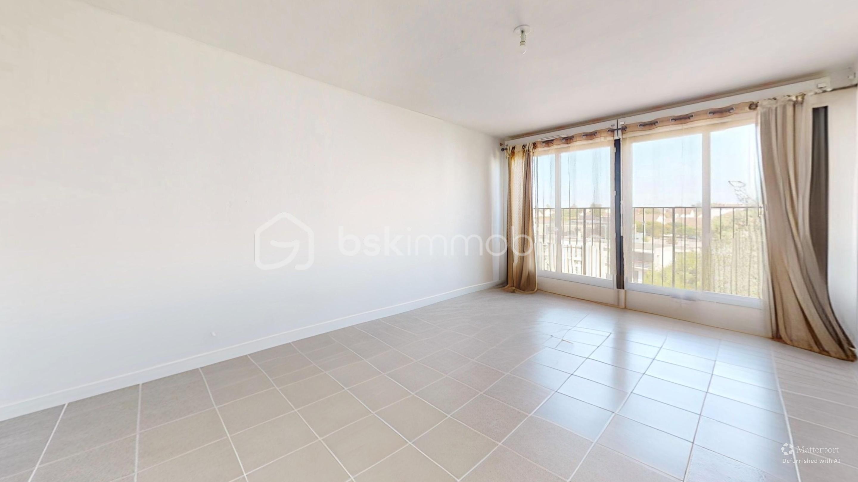 2p-5eme-Etage-Bedroom-Defurnished 1.jpg