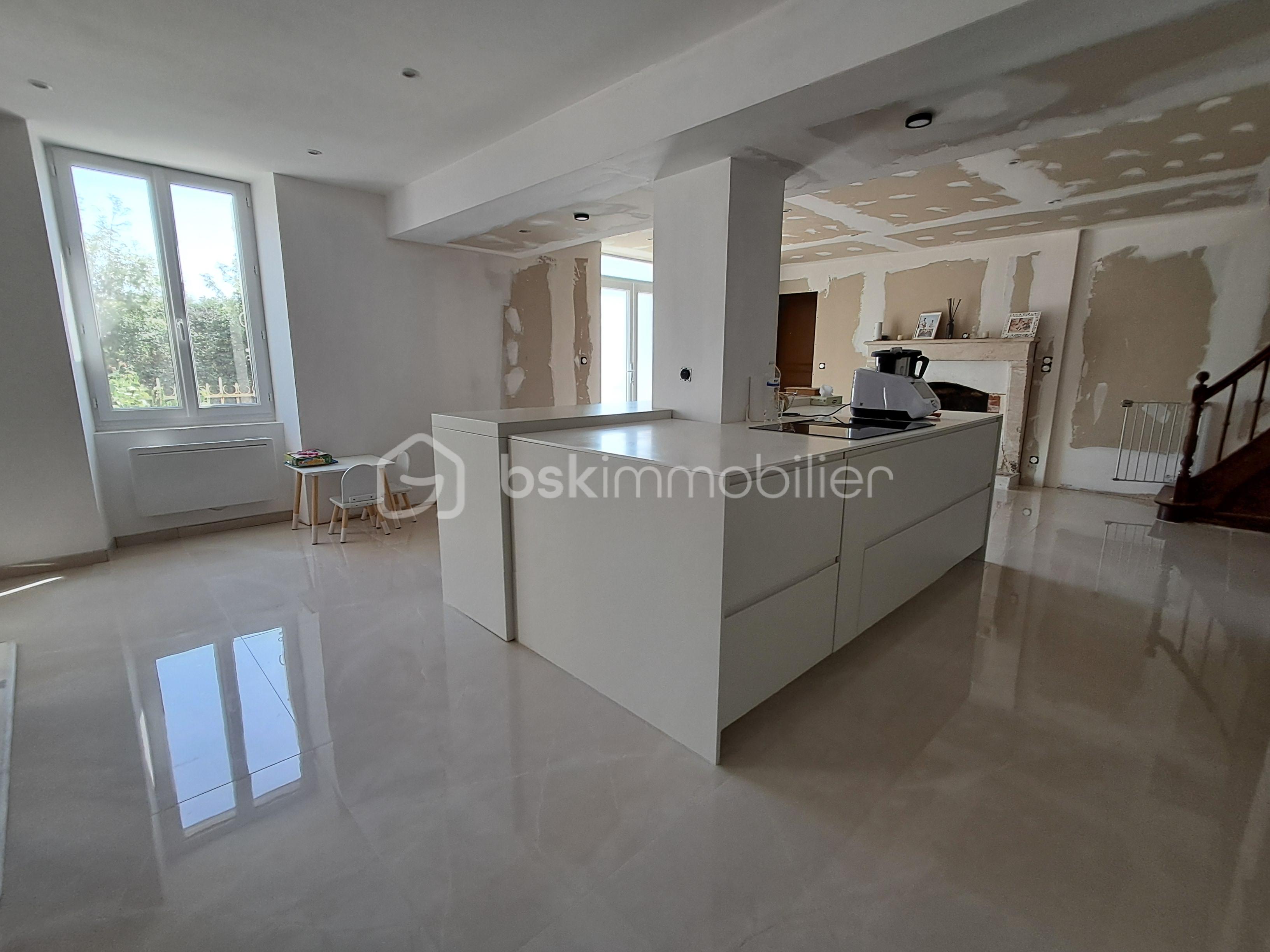 Demeure de 300 m² - 20250906_153700.jpg